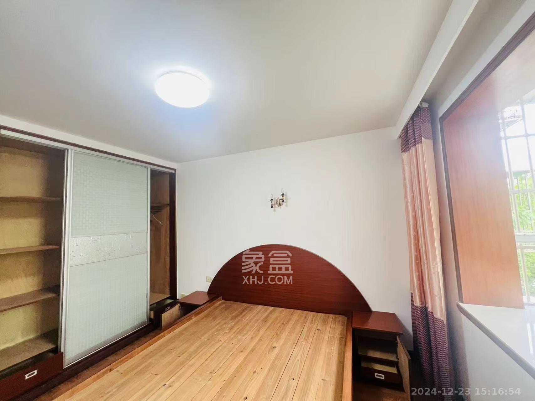 佳园星城 3室2厅1卫 1800.0元/月 佳园星城 3室2厅1卫 1800.0元/月室内图