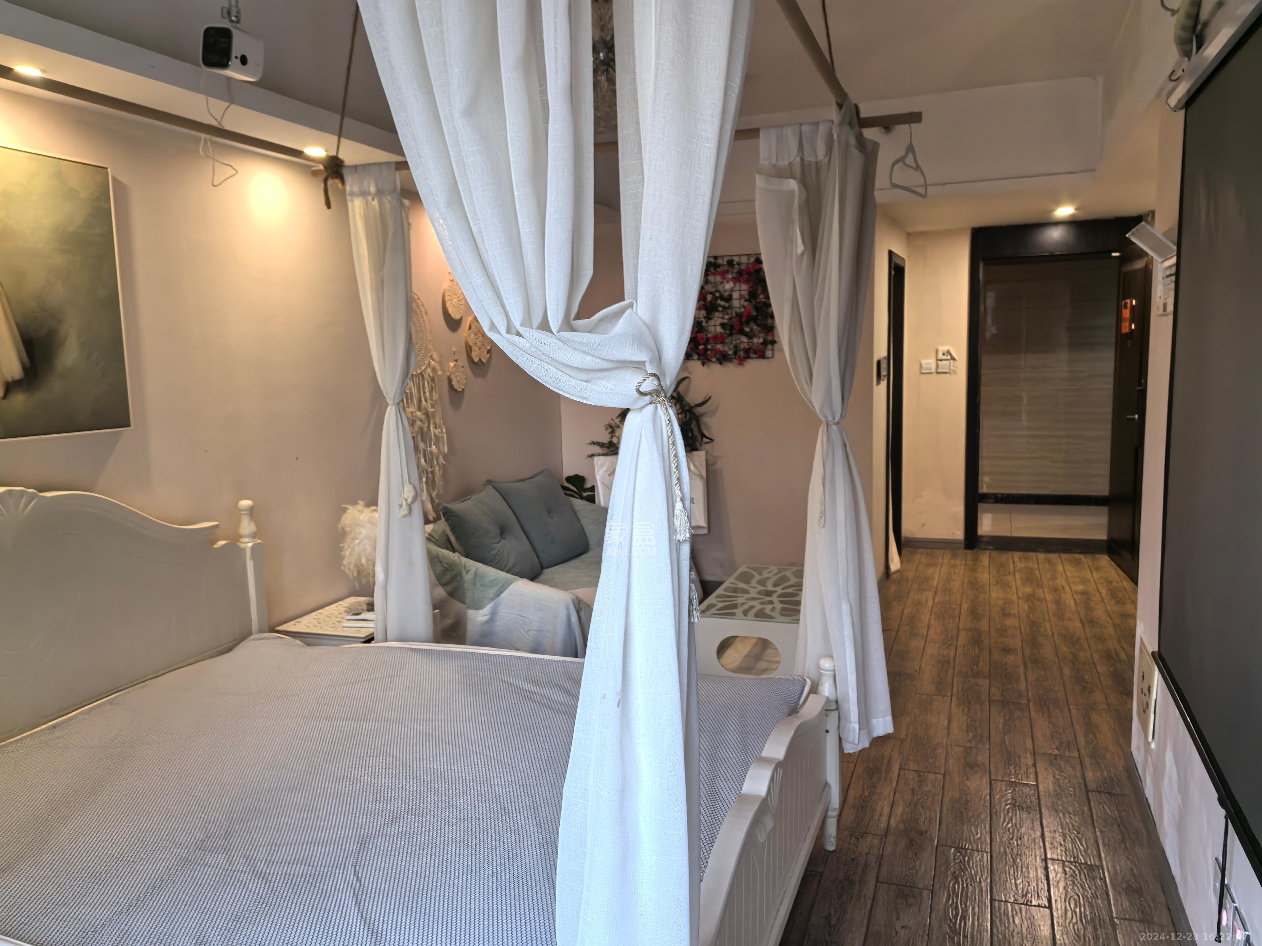 德思勤城市广场(宝格丽公寓) 1室1厅1卫 1800.0元/月 德思勤城市广场(宝格丽公寓) 1室1厅1卫 1800.0元/月室内图