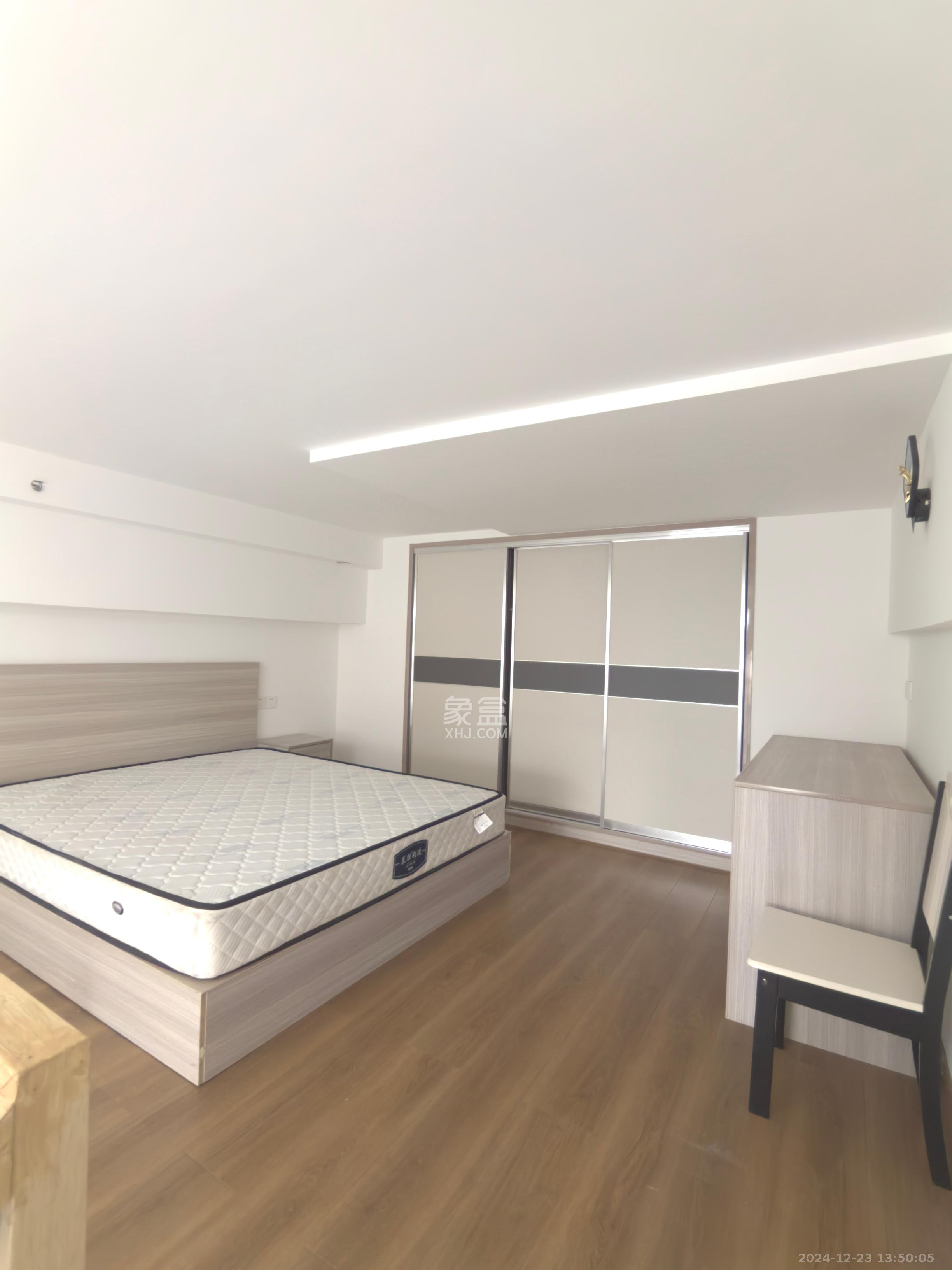 正荣财富中心  1室0厅0卫    1450.0元/月 正荣财富中心  1室0厅0卫    1450.0元/月室内图