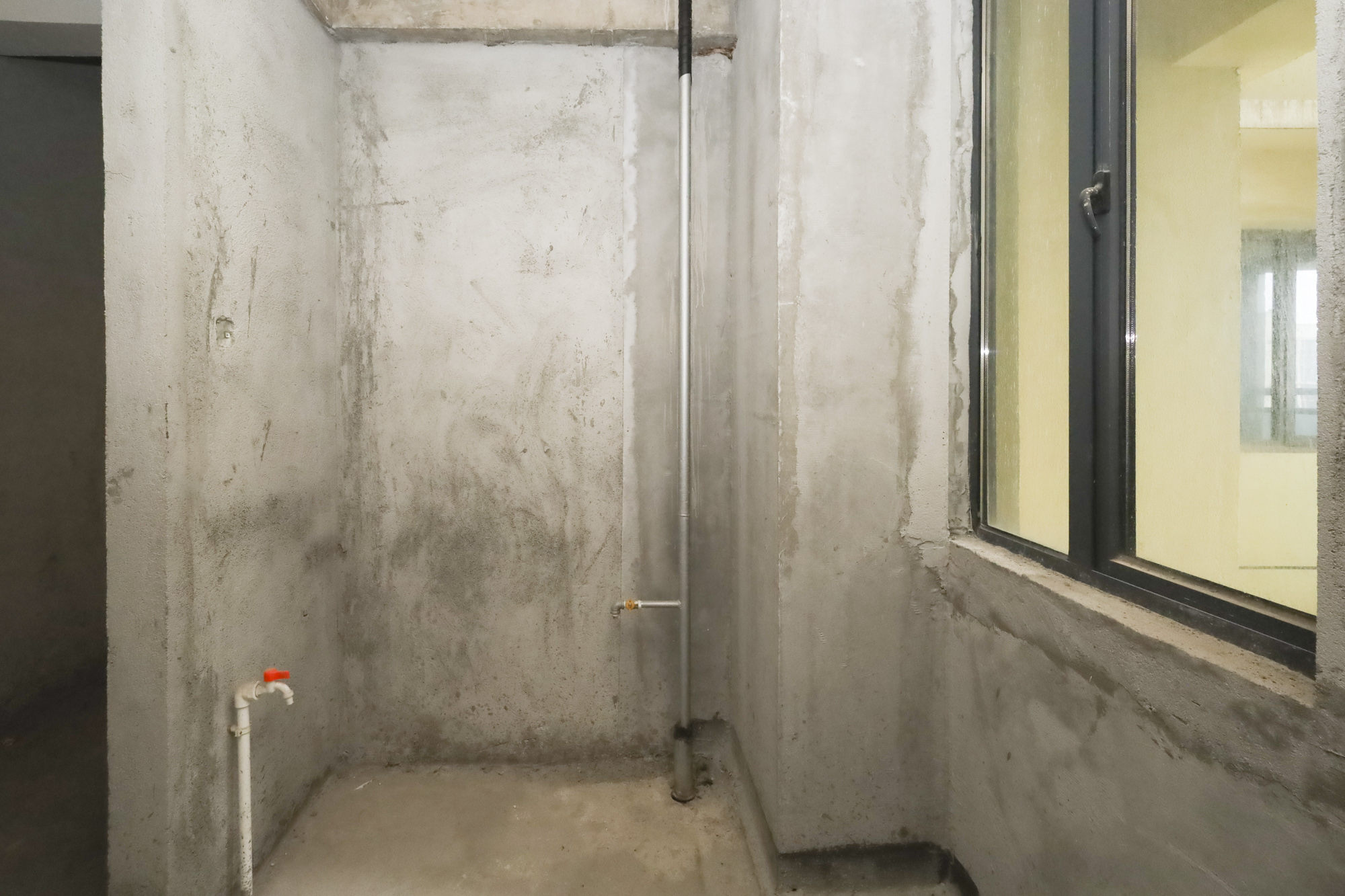 南璟滨江书苑 4室2厅1卫 55.0万 南璟滨江书苑 4室2厅1卫 55.0万厨房