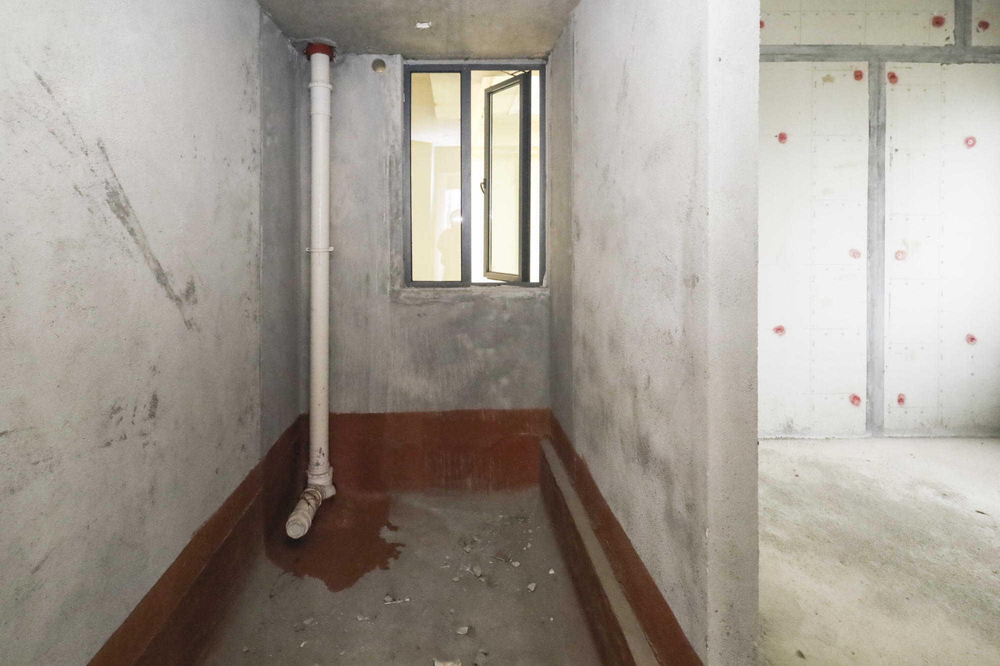 南璟滨江书苑 4室2厅1卫 55.0万 南璟滨江书苑 4室2厅1卫 55.0万卫生间