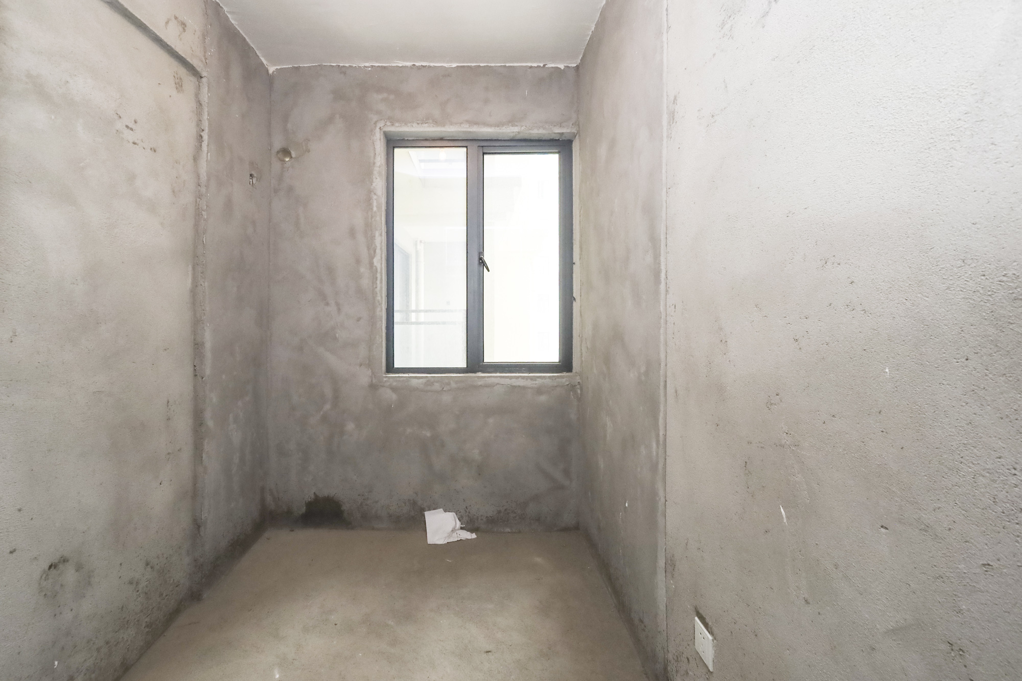 南璟滨江书苑 4室2厅1卫 55.0万 南璟滨江书苑 4室2厅1卫 55.0万卧室