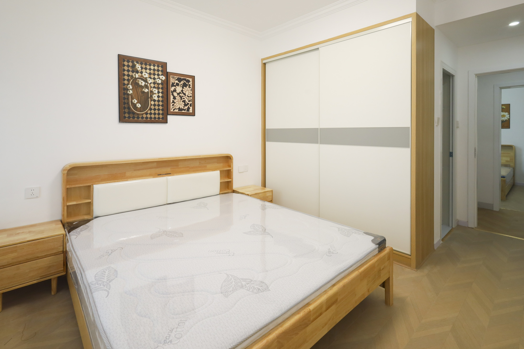 学府星城  3室2厅2卫    53.8万 学府星城  3室2厅2卫    53.8万卧室