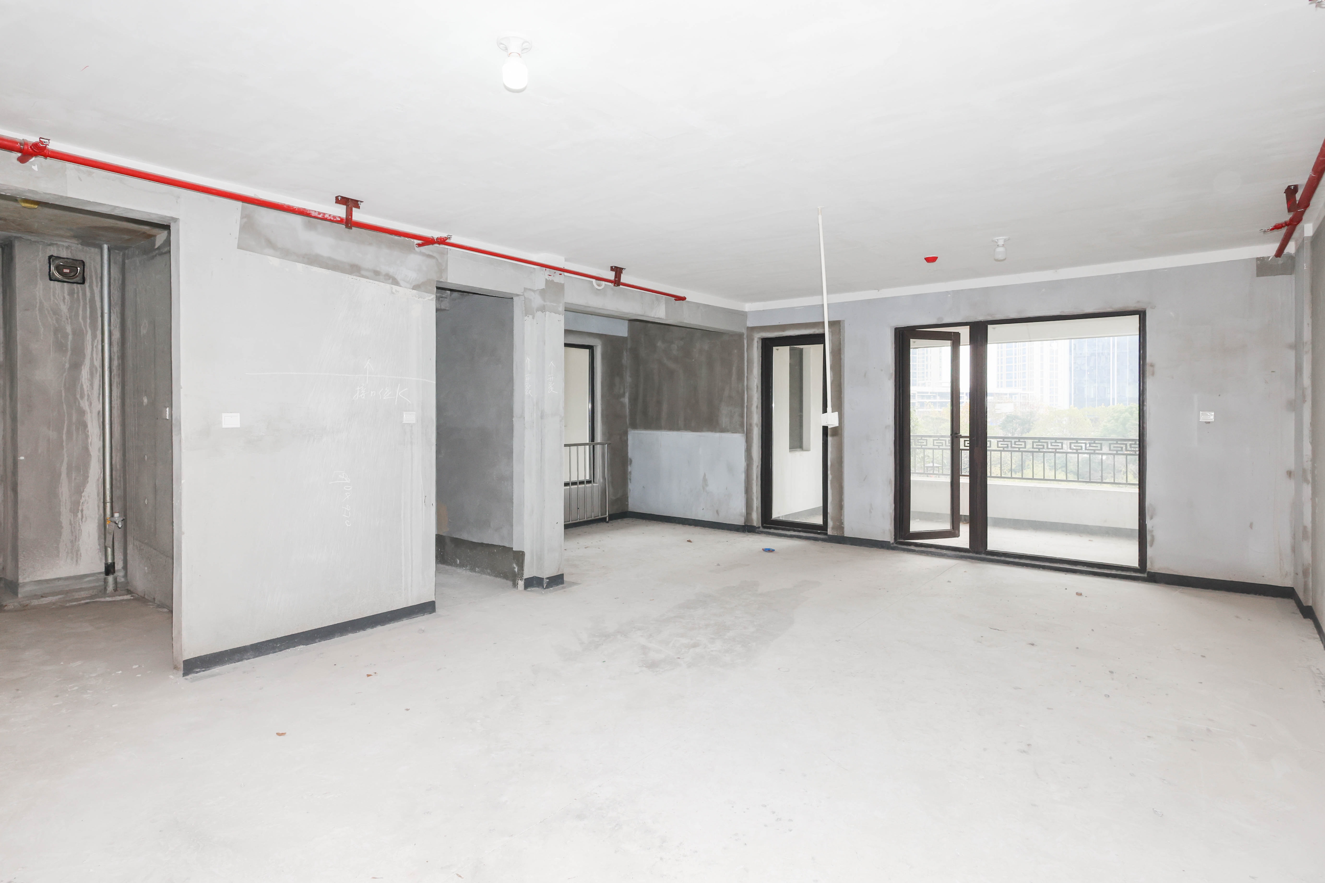 建发央著  1室0厅0卫   320.00万卧室