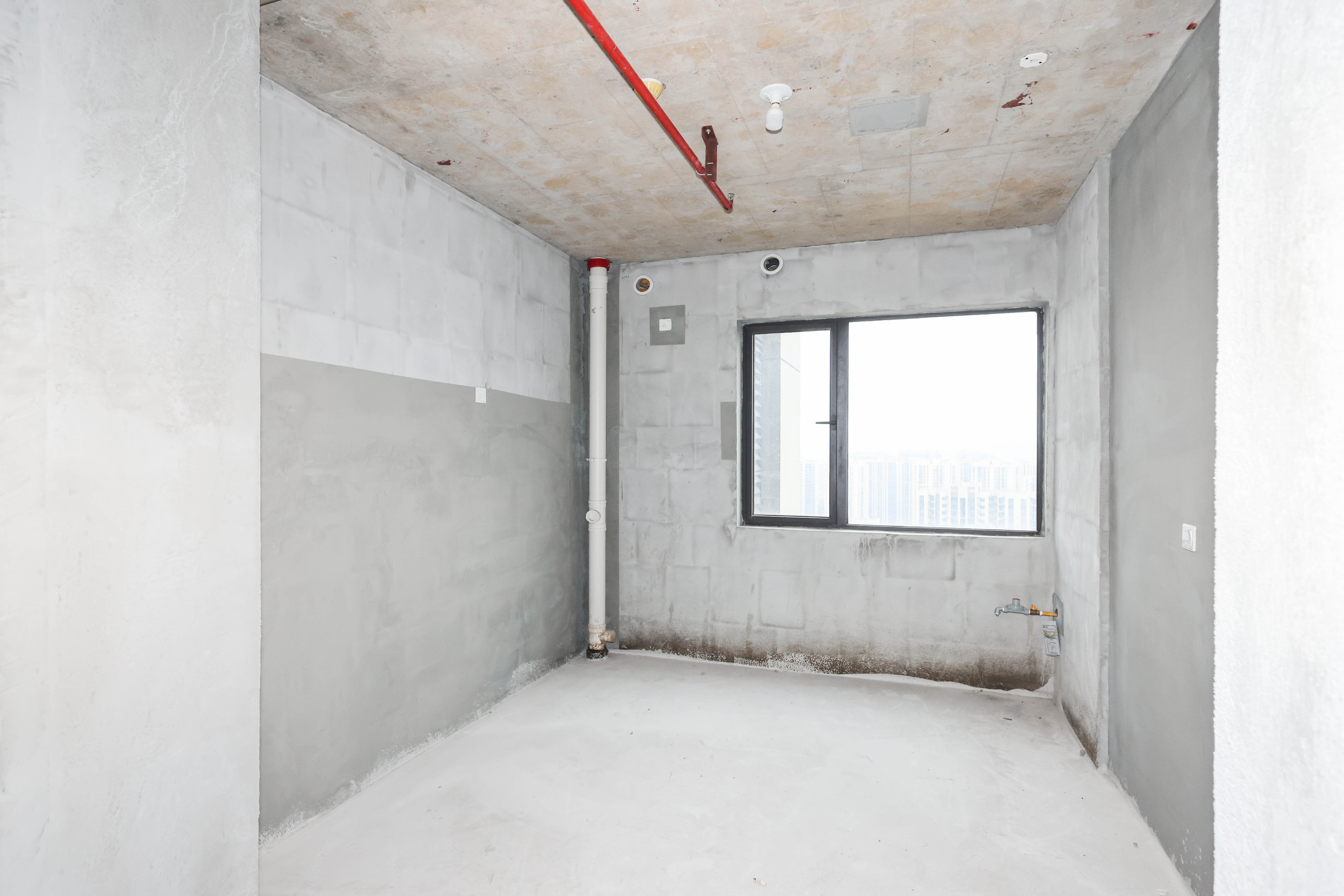 建发央著  4室2厅2卫   268.00万厨房