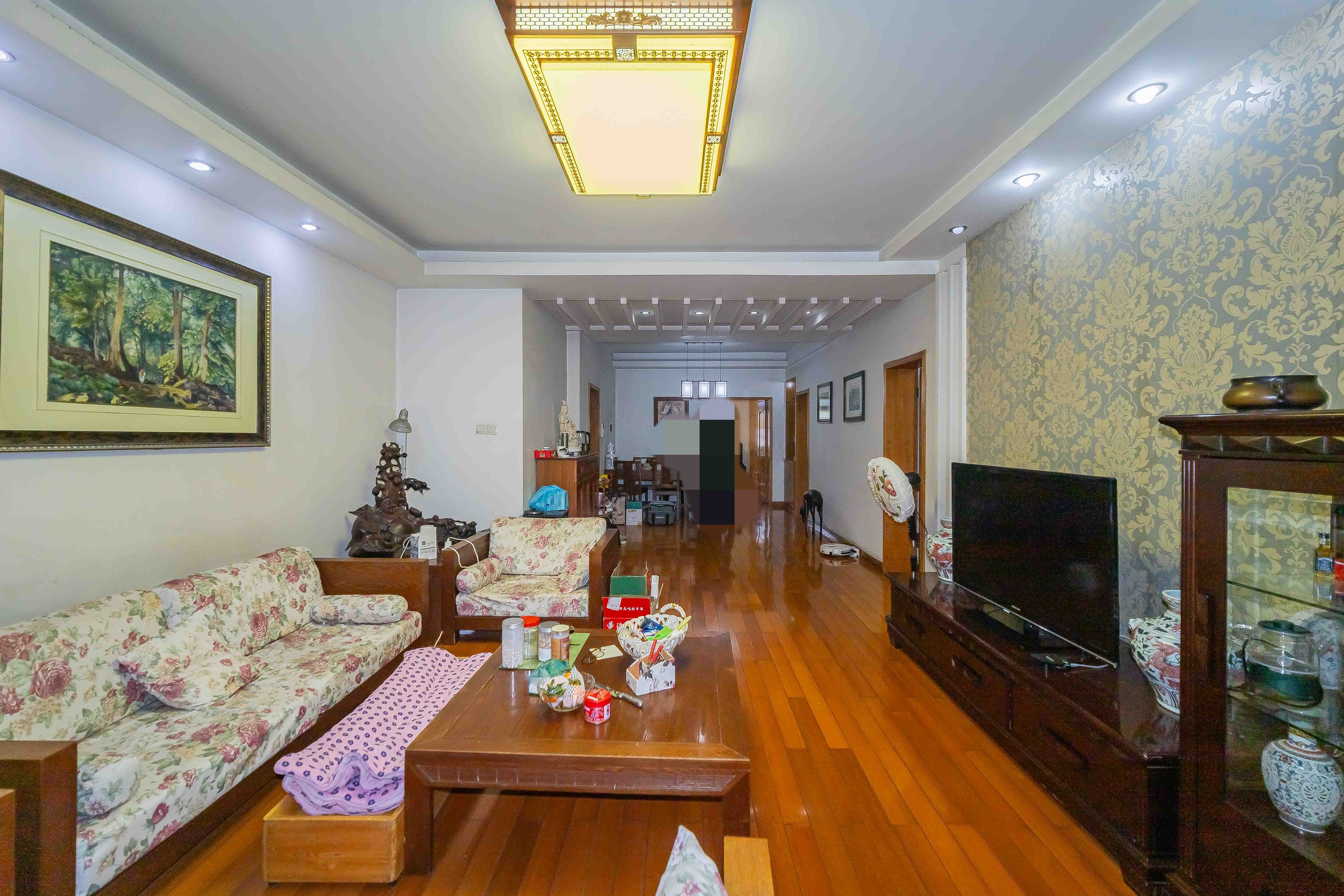 省水院宿舍 3室2厅2卫 165.0万 省水院宿舍 3室2厅2卫 165.0万客厅