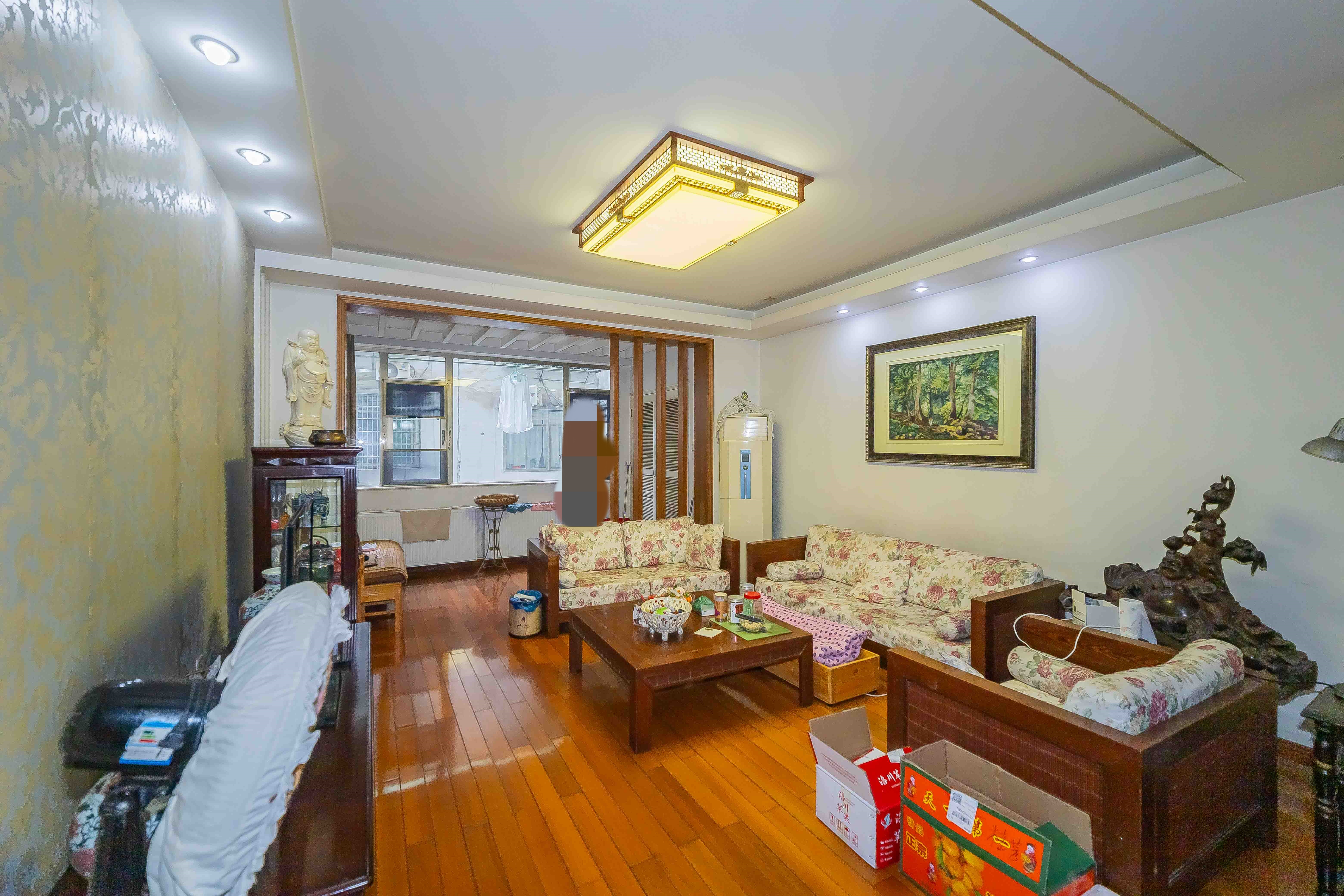 省水院宿舍 3室2厅2卫 165.0万 省水院宿舍 3室2厅2卫 165.0万客厅