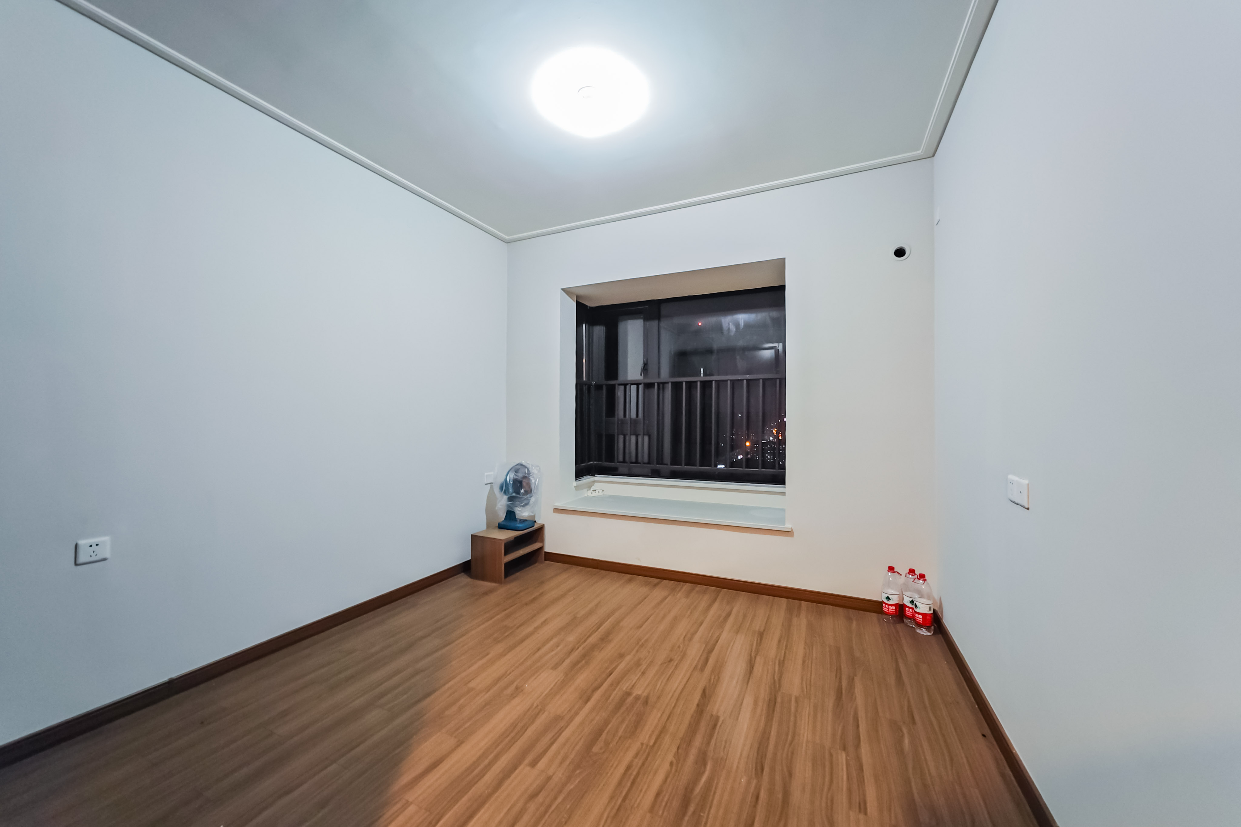 保利茉莉公馆  3室2厅2卫    132.0万 保利茉莉公馆  3室2厅2卫    132.0万卧室