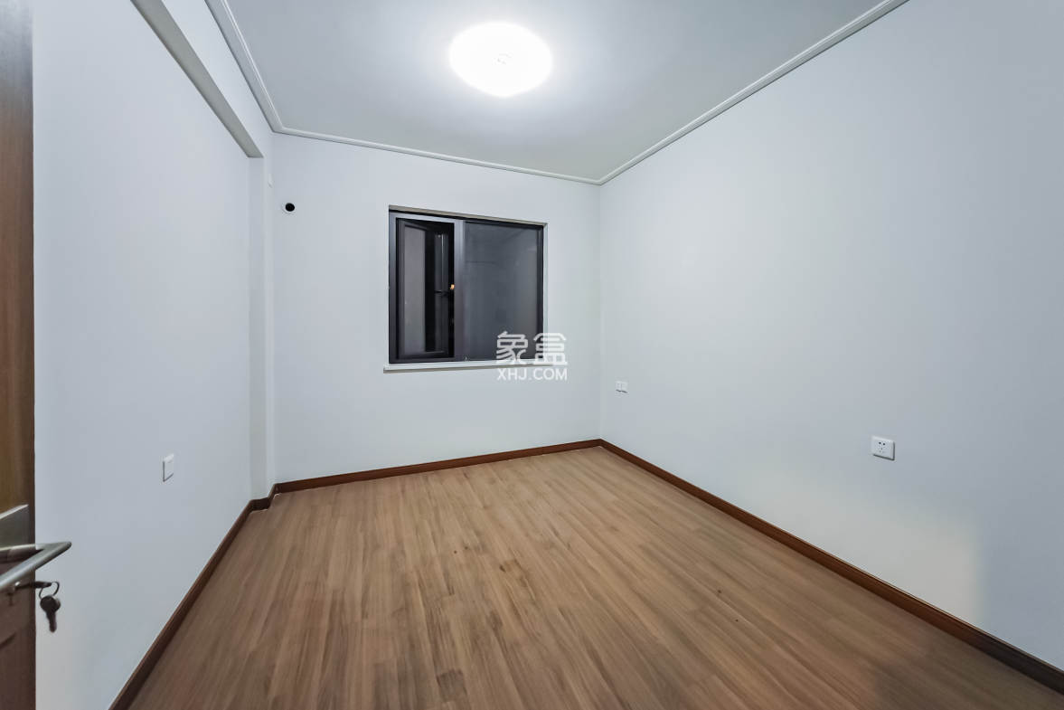 保利茉莉公馆  3室2厅2卫    132.0万 保利茉莉公馆  3室2厅2卫    132.0万卧室