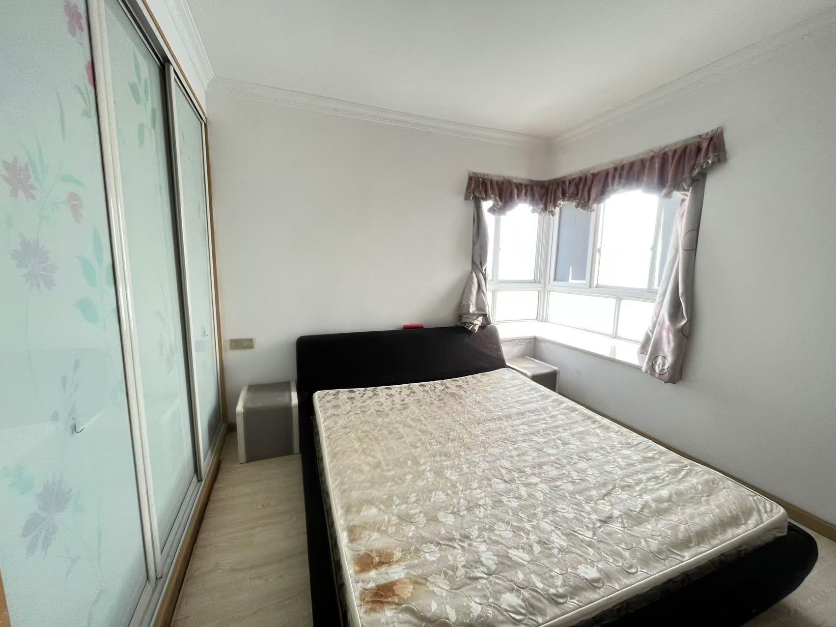 中悦领秀金都 2室2厅1卫 1500.0元/月 中悦领秀金都 2室2厅1卫 1500.0元/月室内图