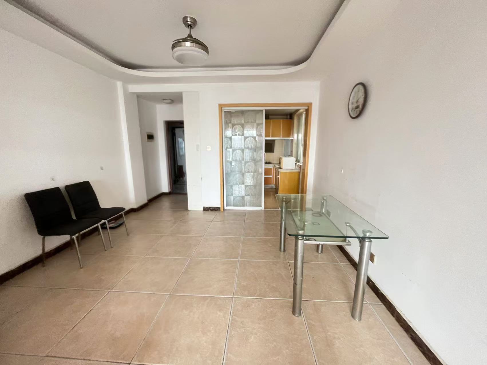 中悦领秀金都 2室2厅1卫 1500.0元/月 中悦领秀金都 2室2厅1卫 1500.0元/月室内图