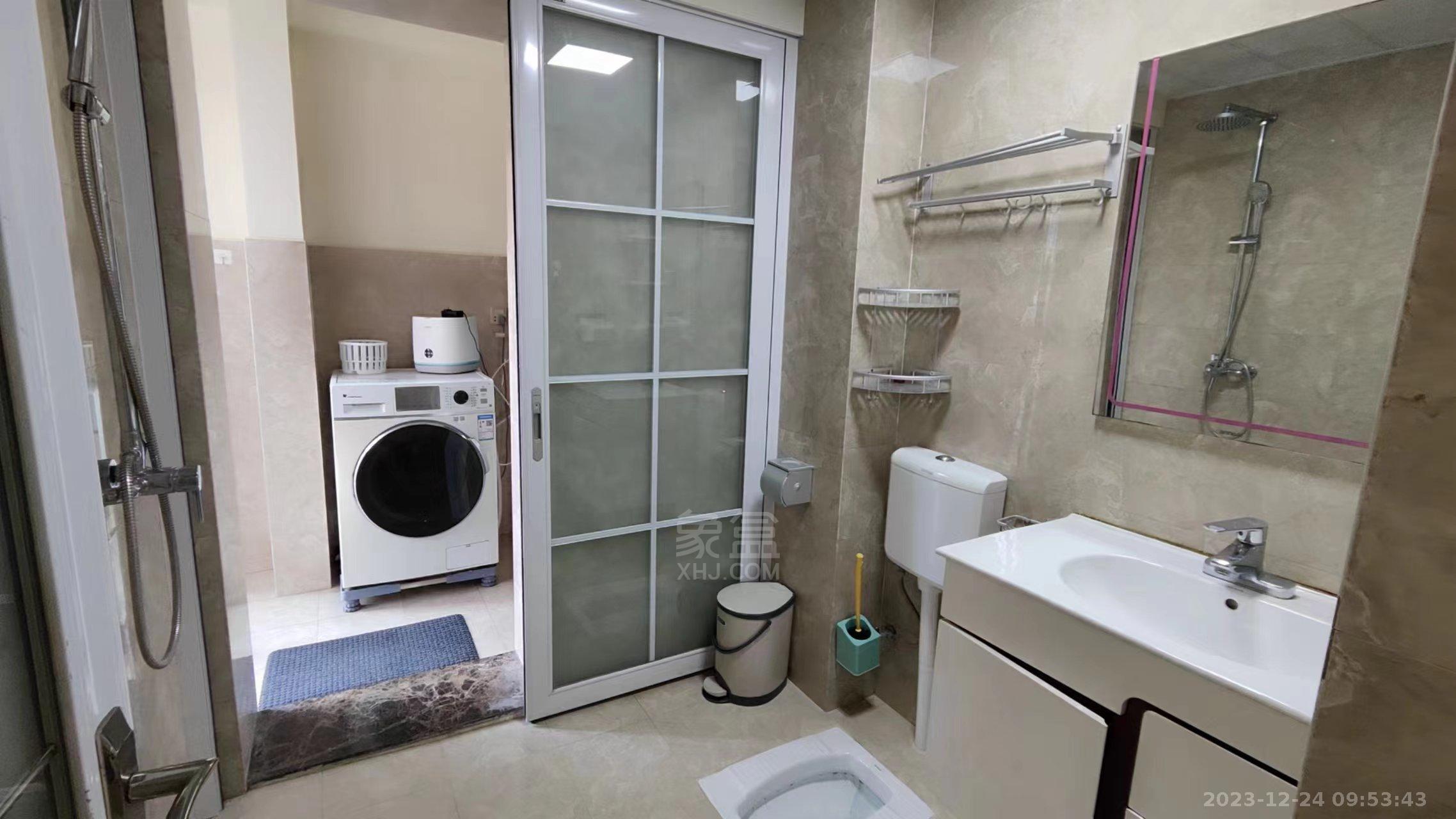 湖景名城 2室2厅1卫 1500.0元/月 湖景名城 2室2厅1卫 1500.0元/月室内图