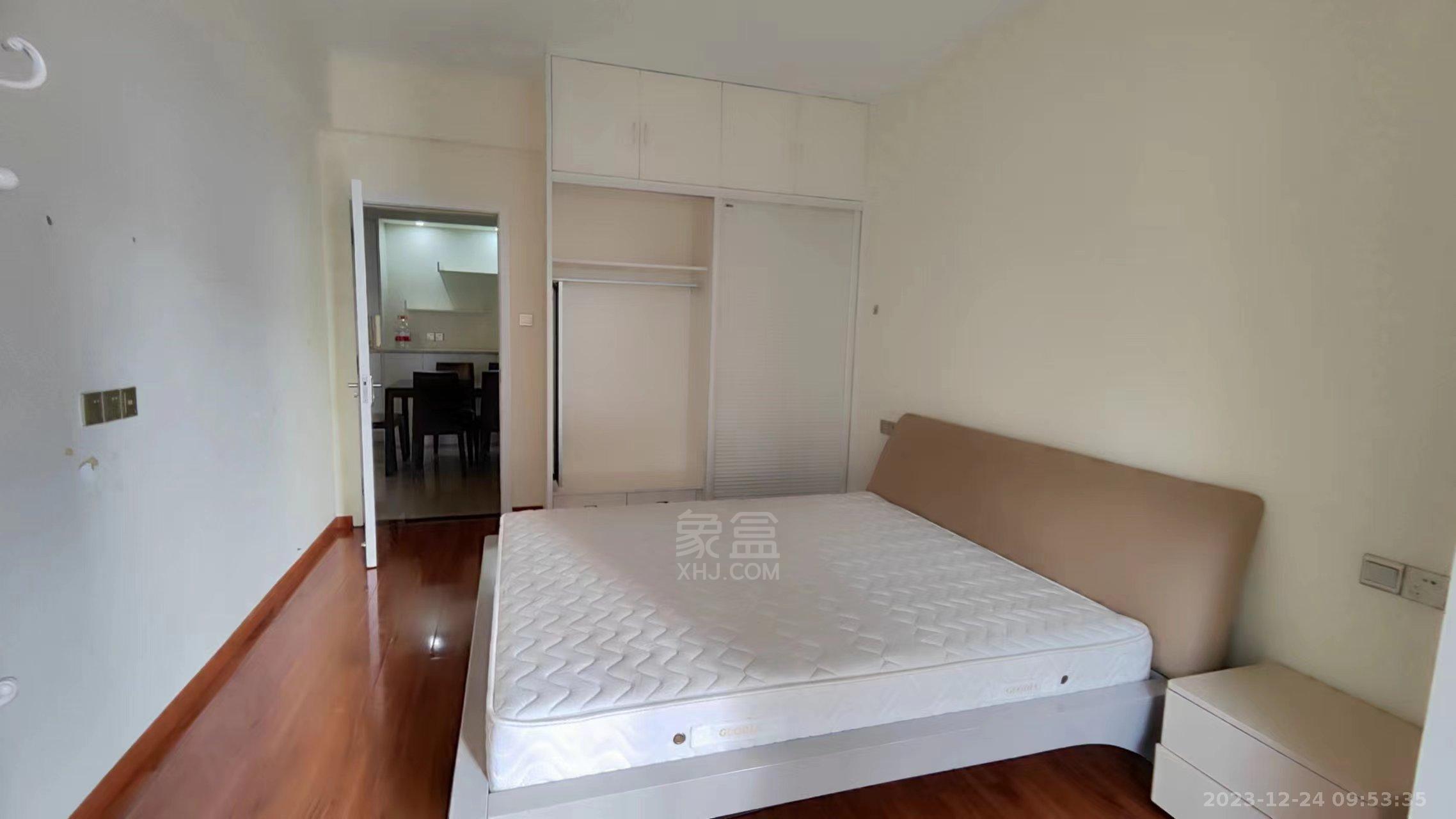 湖景名城 2室2厅1卫 1500.0元/月 湖景名城 2室2厅1卫 1500.0元/月室内图