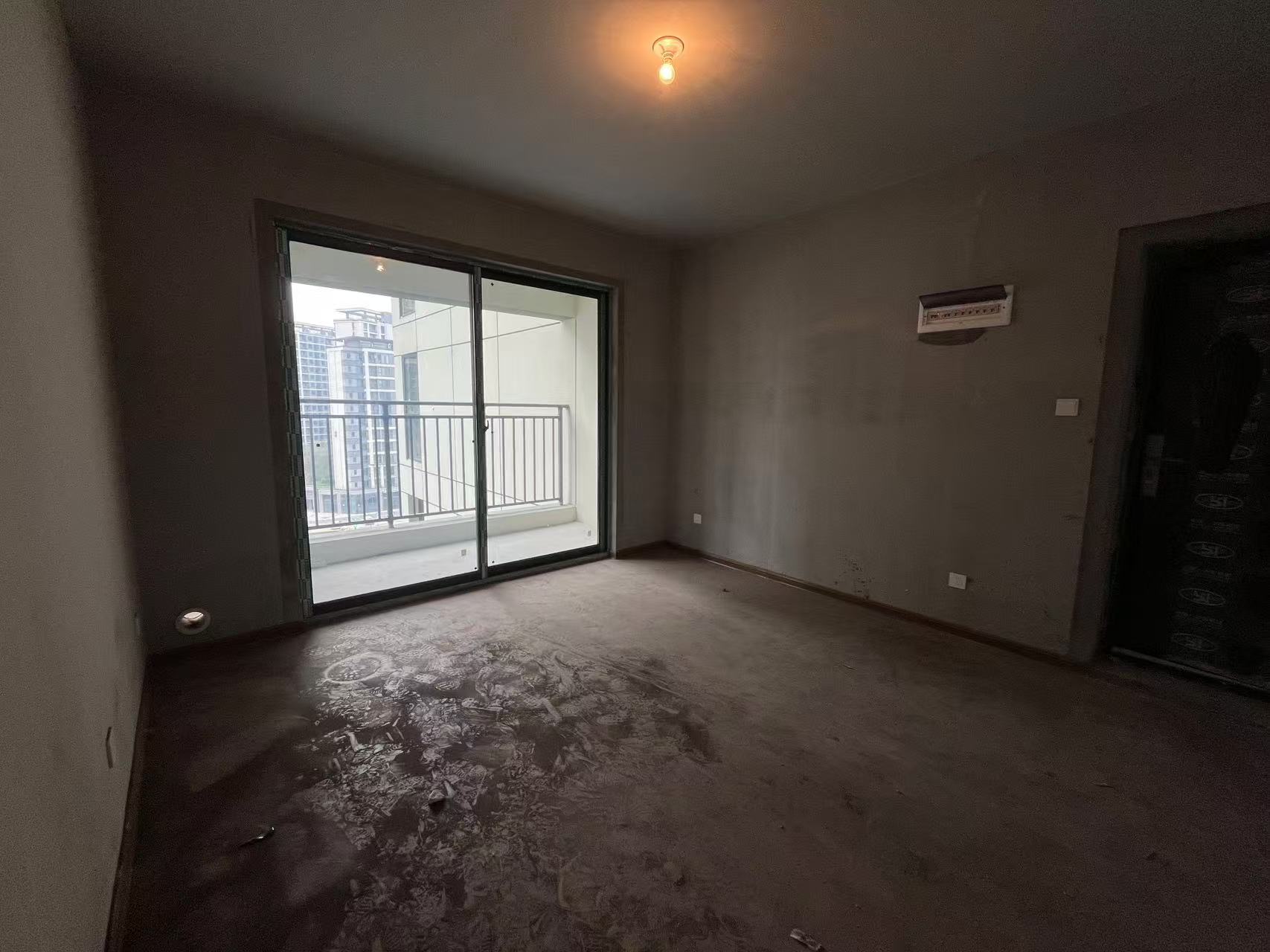 洋湖明园二期 3室2厅2卫 1000.0元/月 洋湖明园二期 3室2厅2卫 1000.0元/月室内图