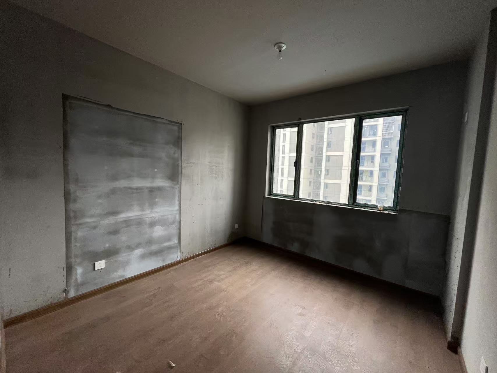 洋湖明园二期 3室2厅2卫 1000.0元/月 洋湖明园二期 3室2厅2卫 1000.0元/月室内图