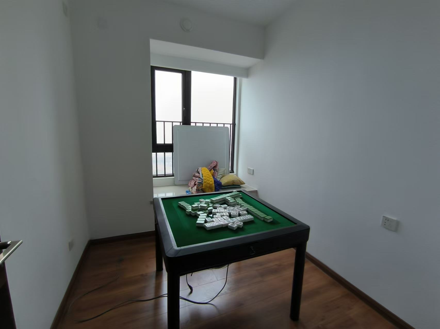 蓝溪谷 4室2厅1卫 2000.0元/月 蓝溪谷 4室2厅1卫 2000.0元/月室内图