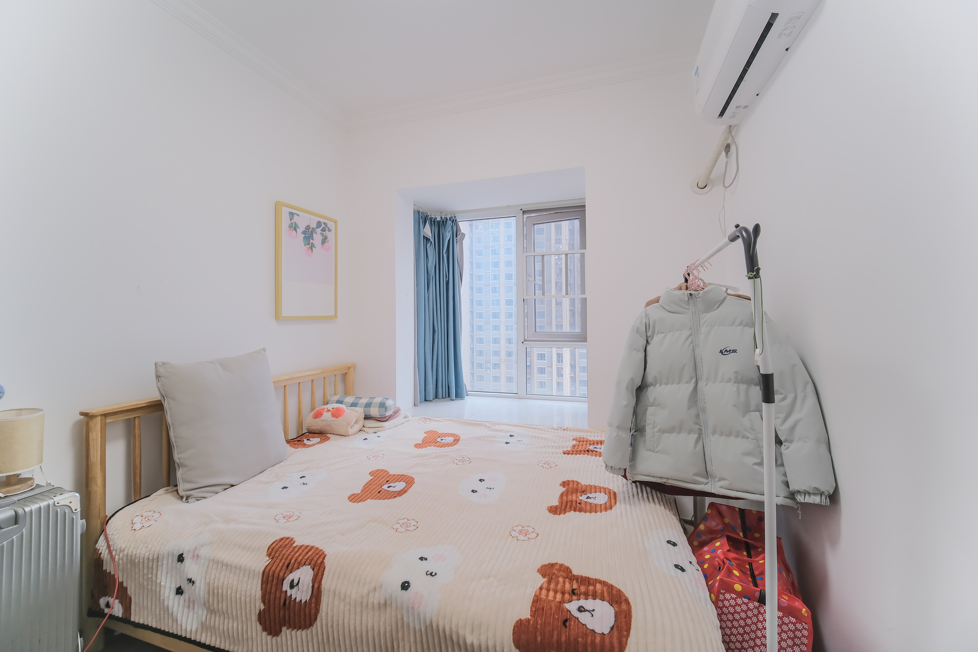 荣盛花语城 3室2厅1卫 67.8万 荣盛花语城 3室2厅1卫 67.8万卧室