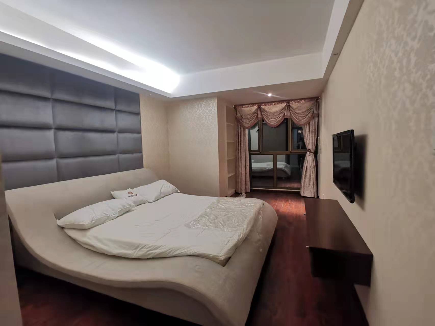 奥林匹克花园 3室2厅2卫 3800.0元/月 奥林匹克花园 3室2厅2卫 3800.0元/月室内图