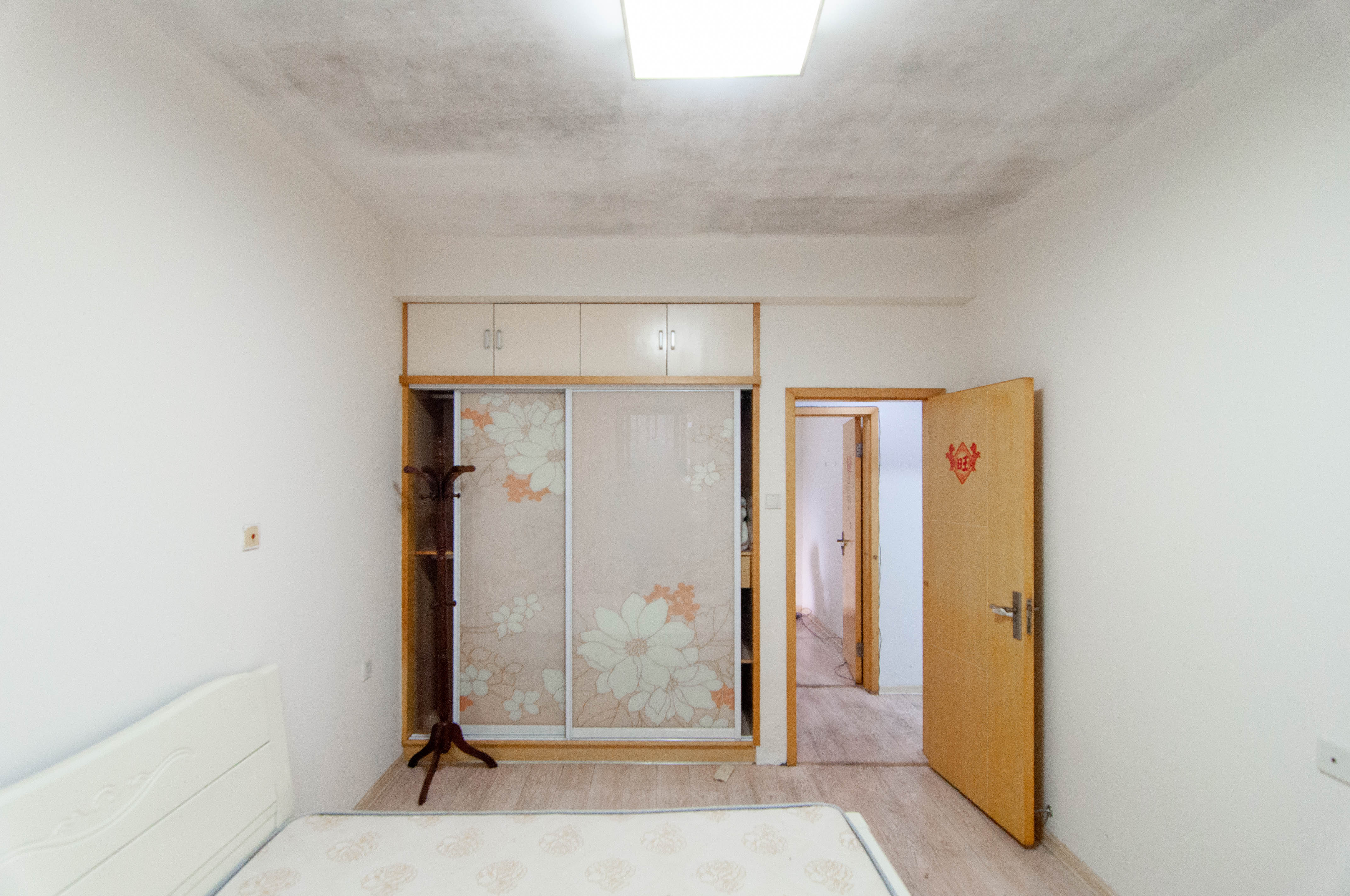 沁园春御院  2室2厅1卫   128.00万其他