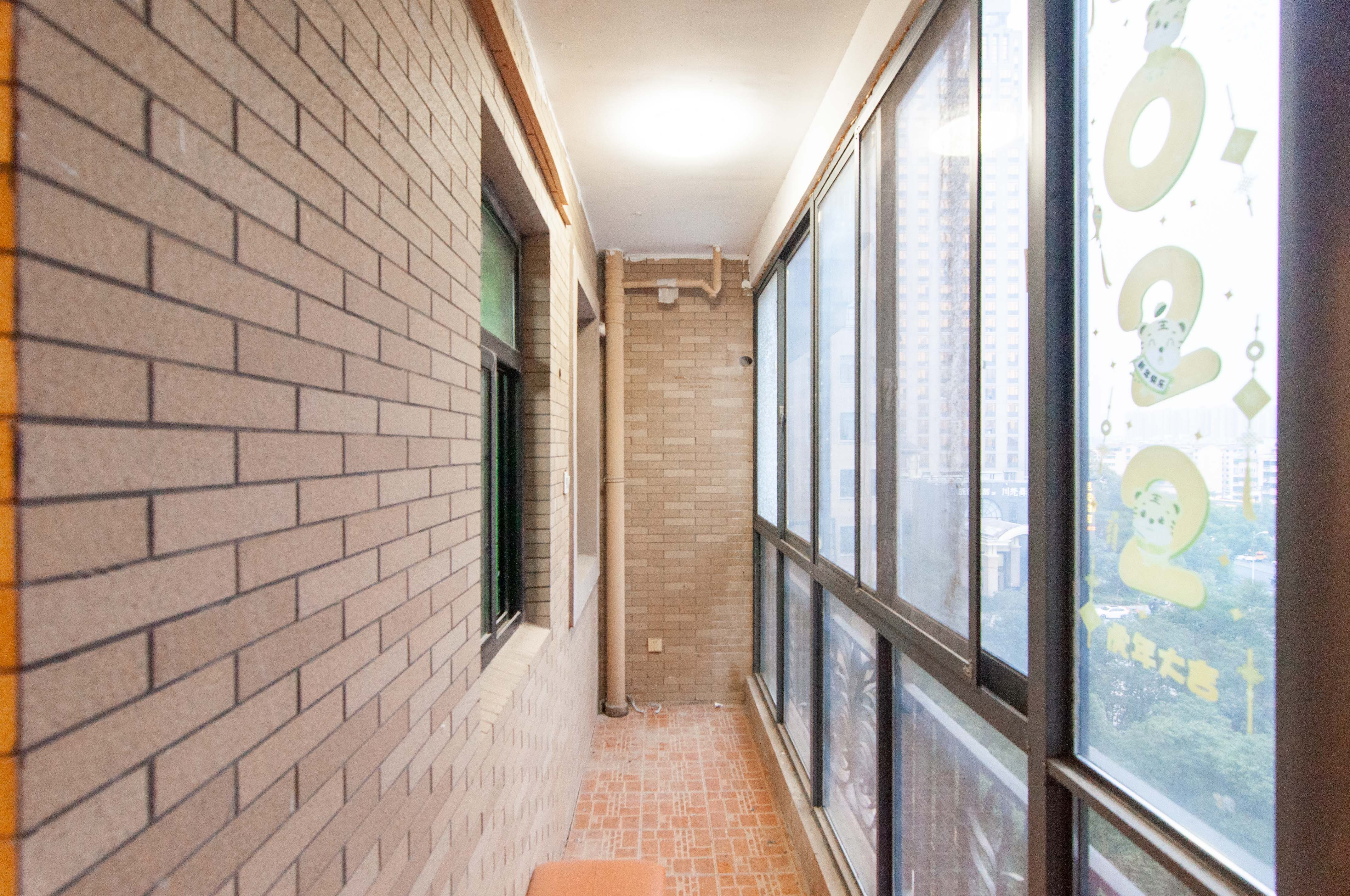 沁园春御院 4室2厅2卫 168.0万 沁园春御院 4室2厅2卫 168.0万其他