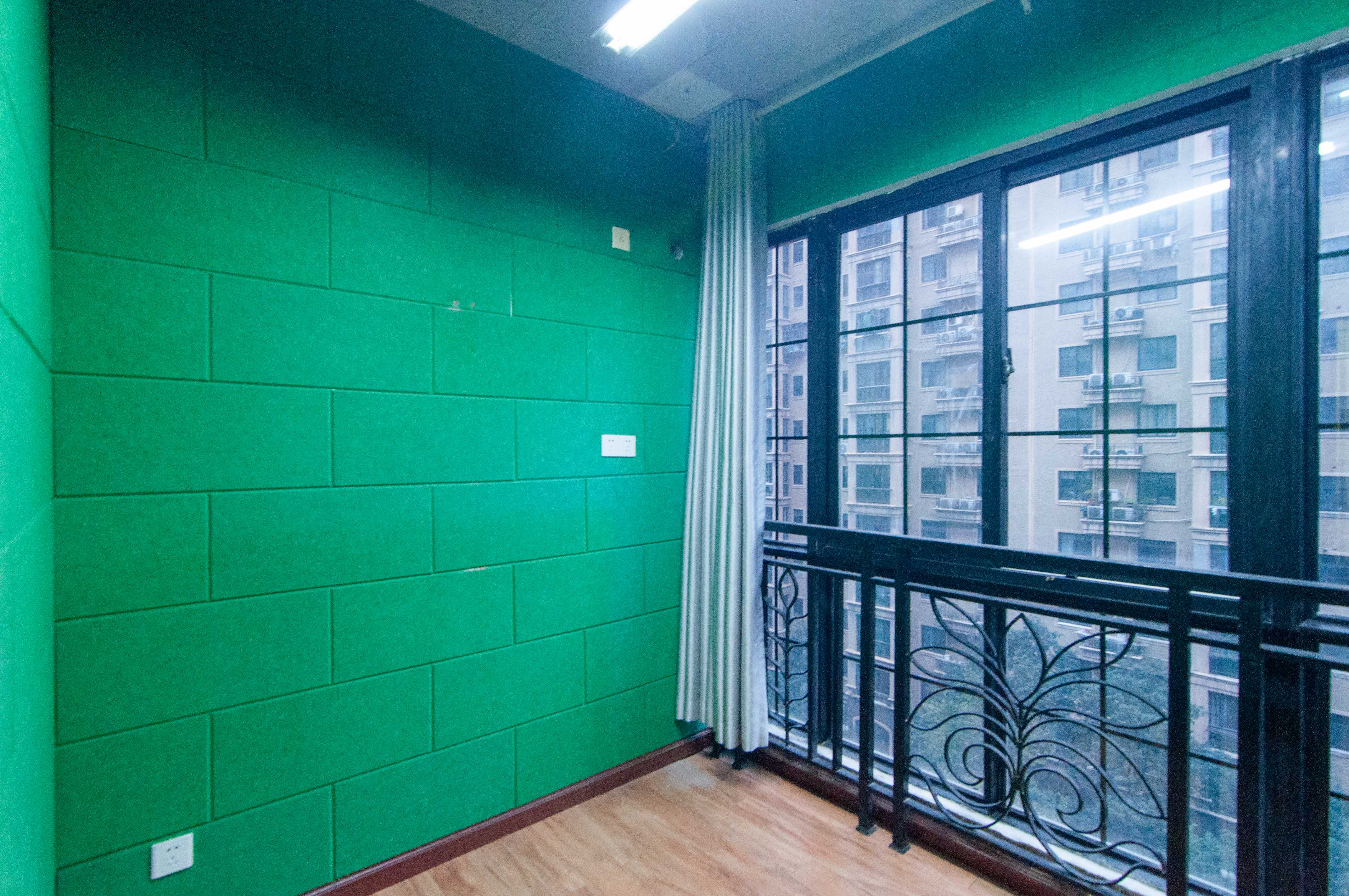 沁园春御院 4室2厅2卫 168.0万 沁园春御院 4室2厅2卫 168.0万其他