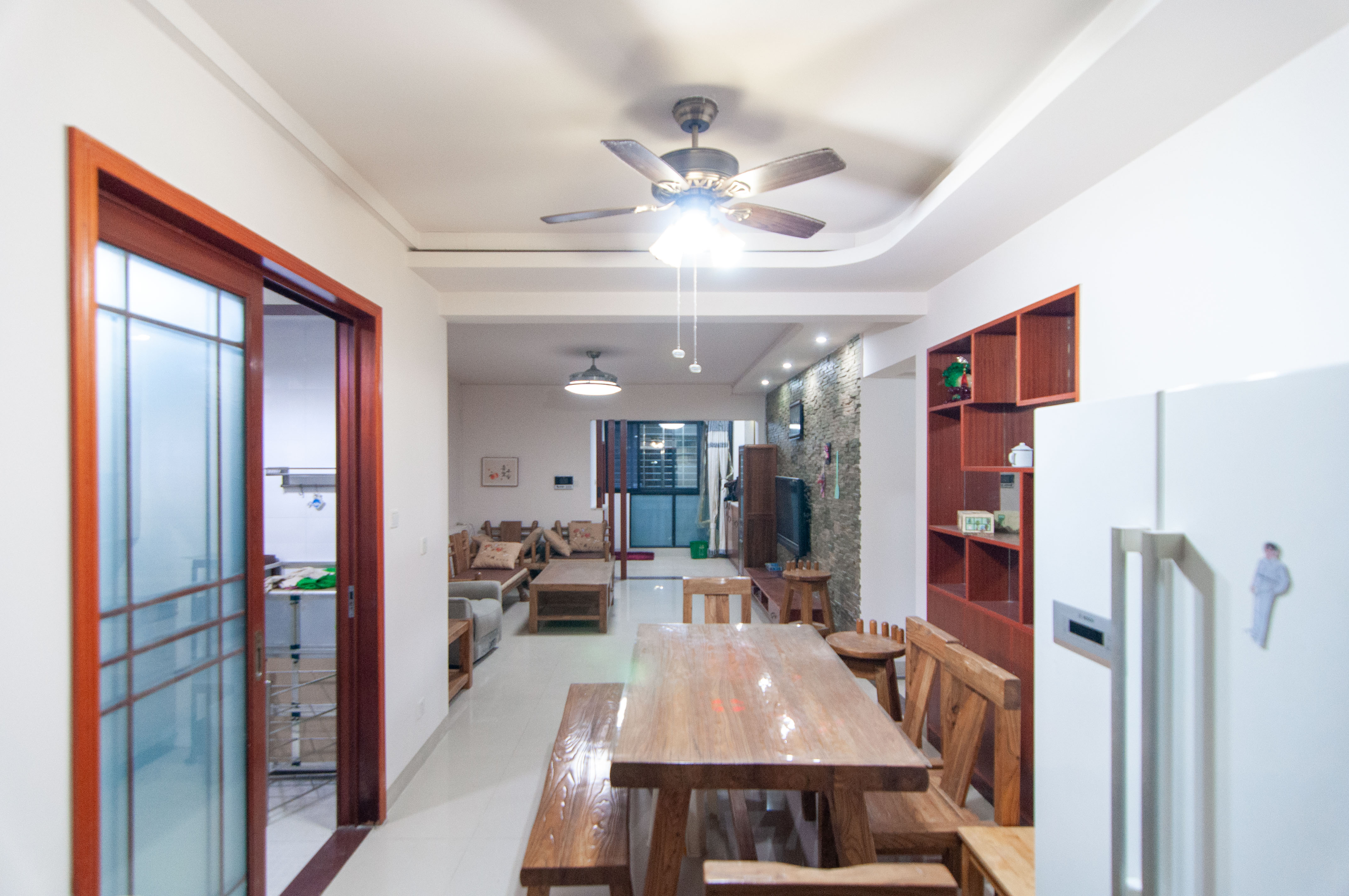 沁园春御院 3室2厅2卫 128.0万 沁园春御院 3室2厅2卫 128.0万客厅