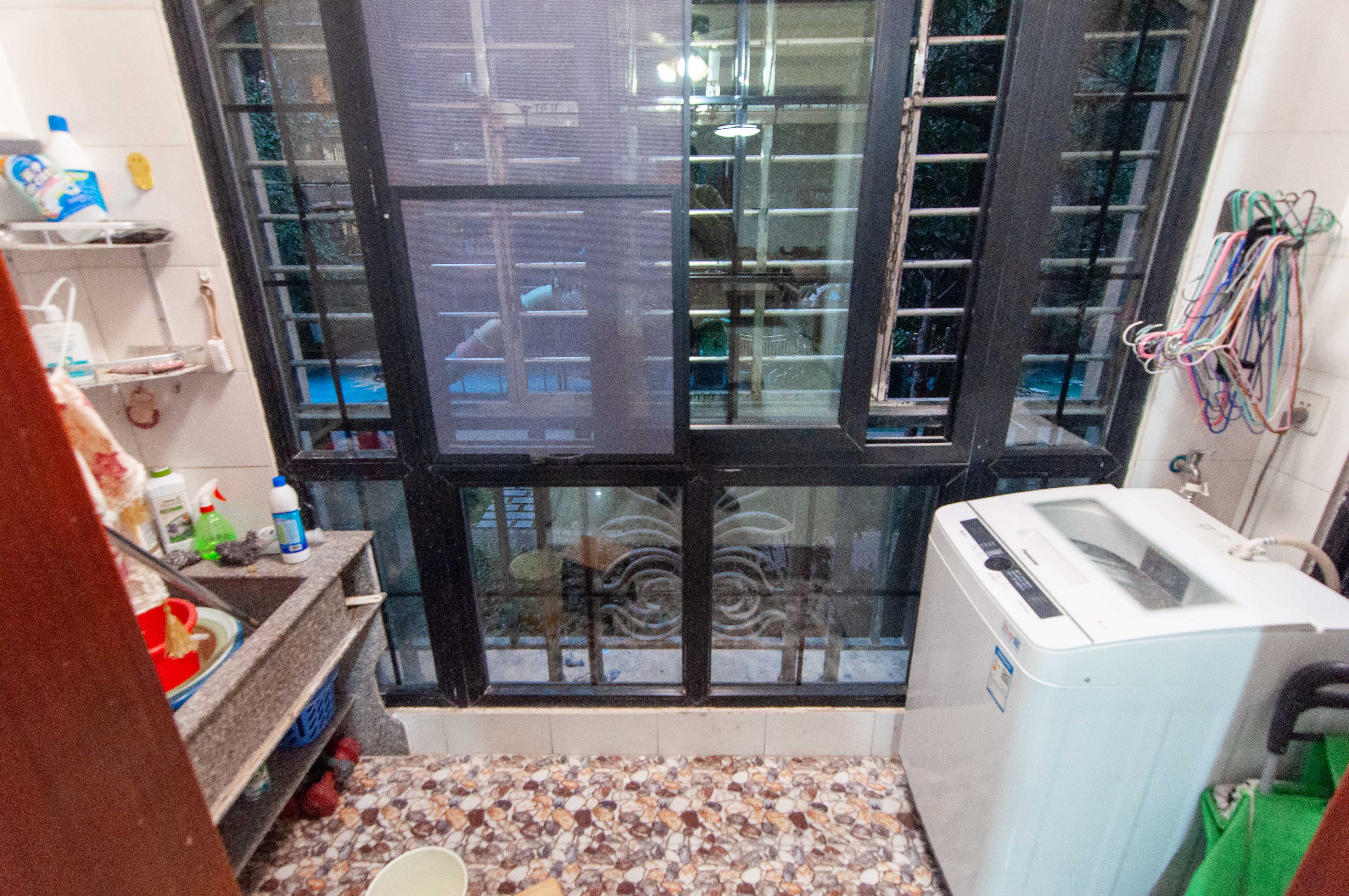 沁园春御院 3室2厅2卫 128.0万 沁园春御院 3室2厅2卫 128.0万其他