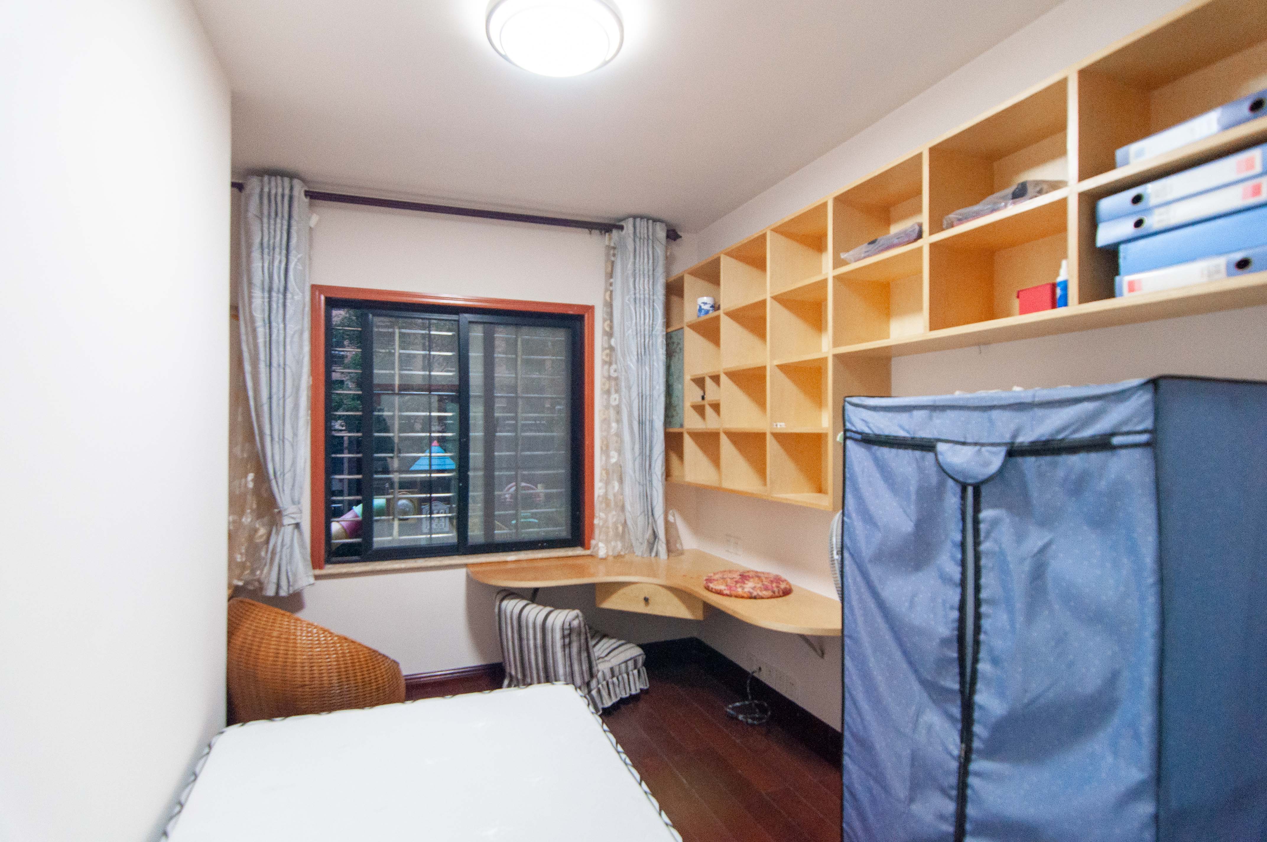 沁园春御院 3室2厅2卫 128.0万 沁园春御院 3室2厅2卫 128.0万其他