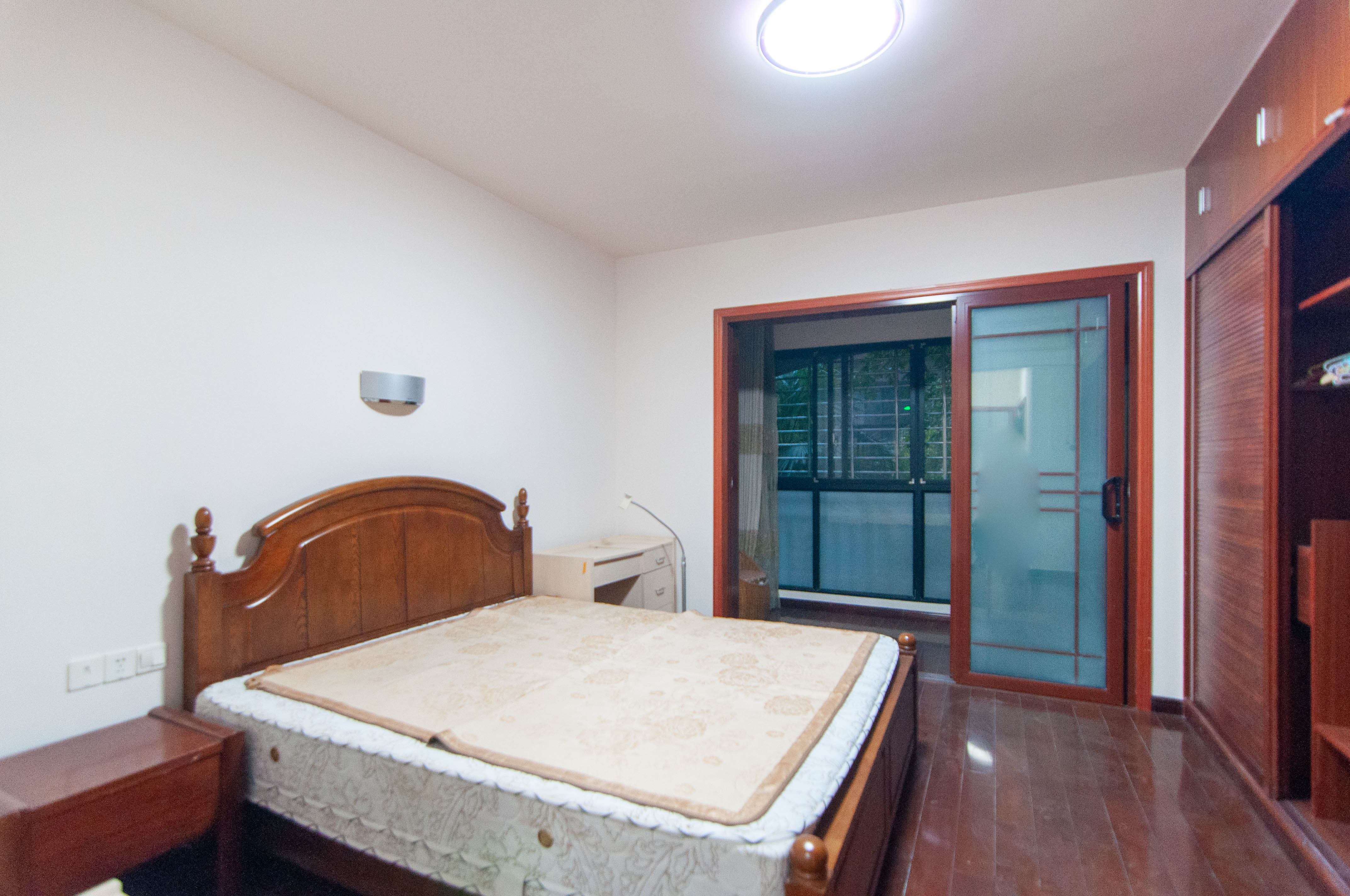 沁园春御院 3室2厅2卫 128.0万 沁园春御院 3室2厅2卫 128.0万其他