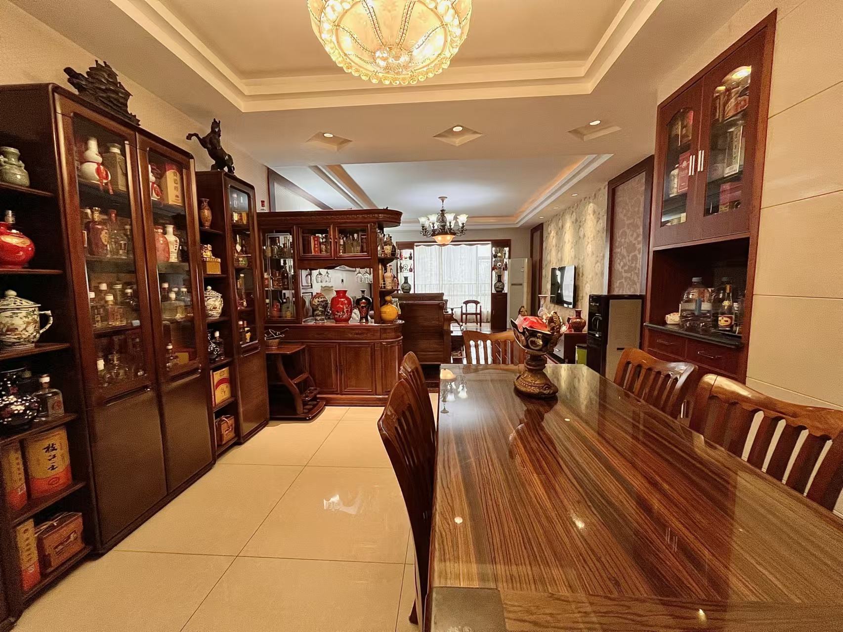 流金岁月-华晨国际 3室2厅2卫 81.8万 流金岁月-华晨国际 3室2厅2卫 81.8万室内图