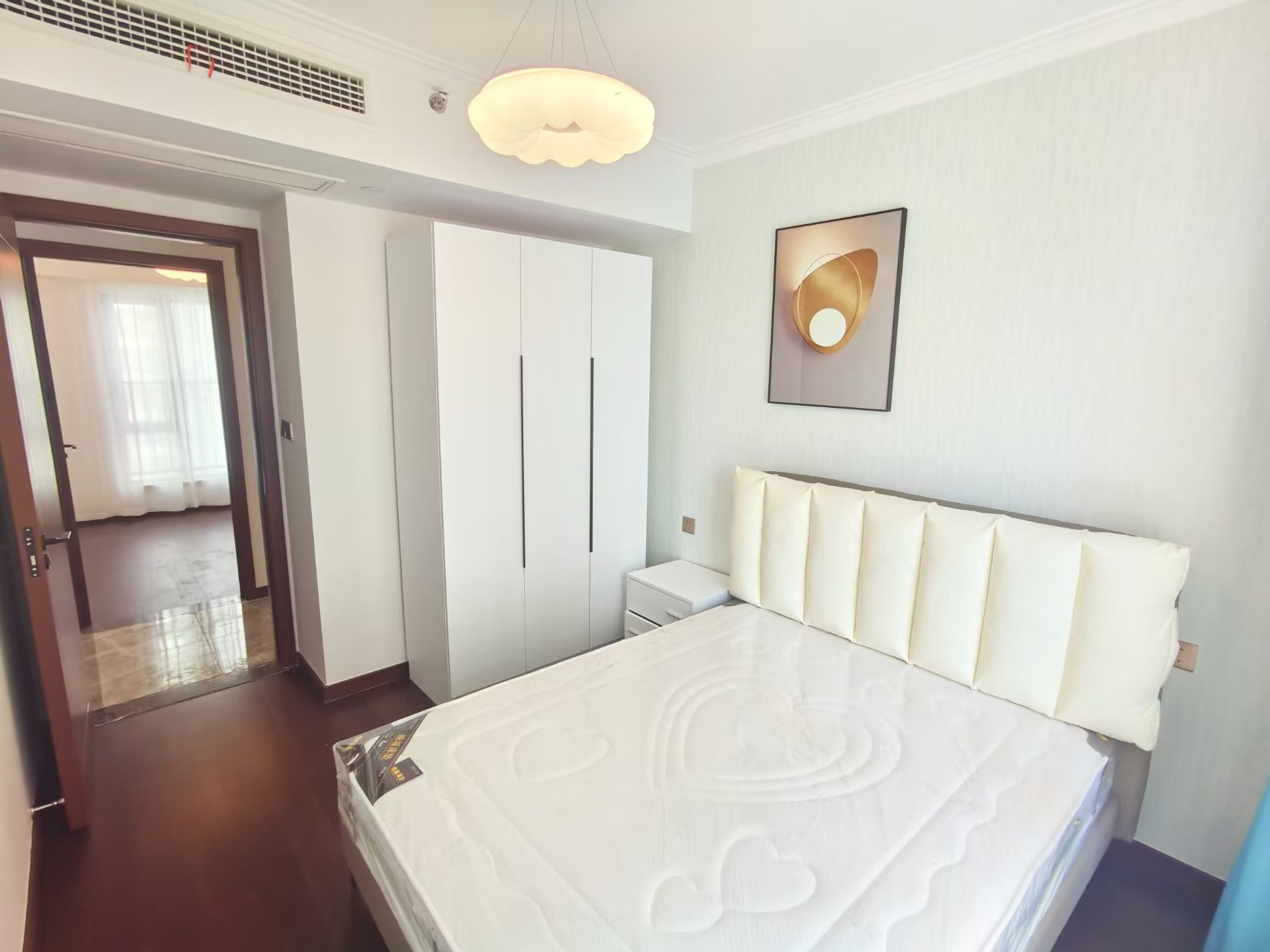 绿地长沙城际空间站(绿地新里佳苑) 4室2厅2卫 4500.0元/月 绿地长沙城际空间站(绿地新里佳苑) 4室2厅2卫 4500.0元/月室内图