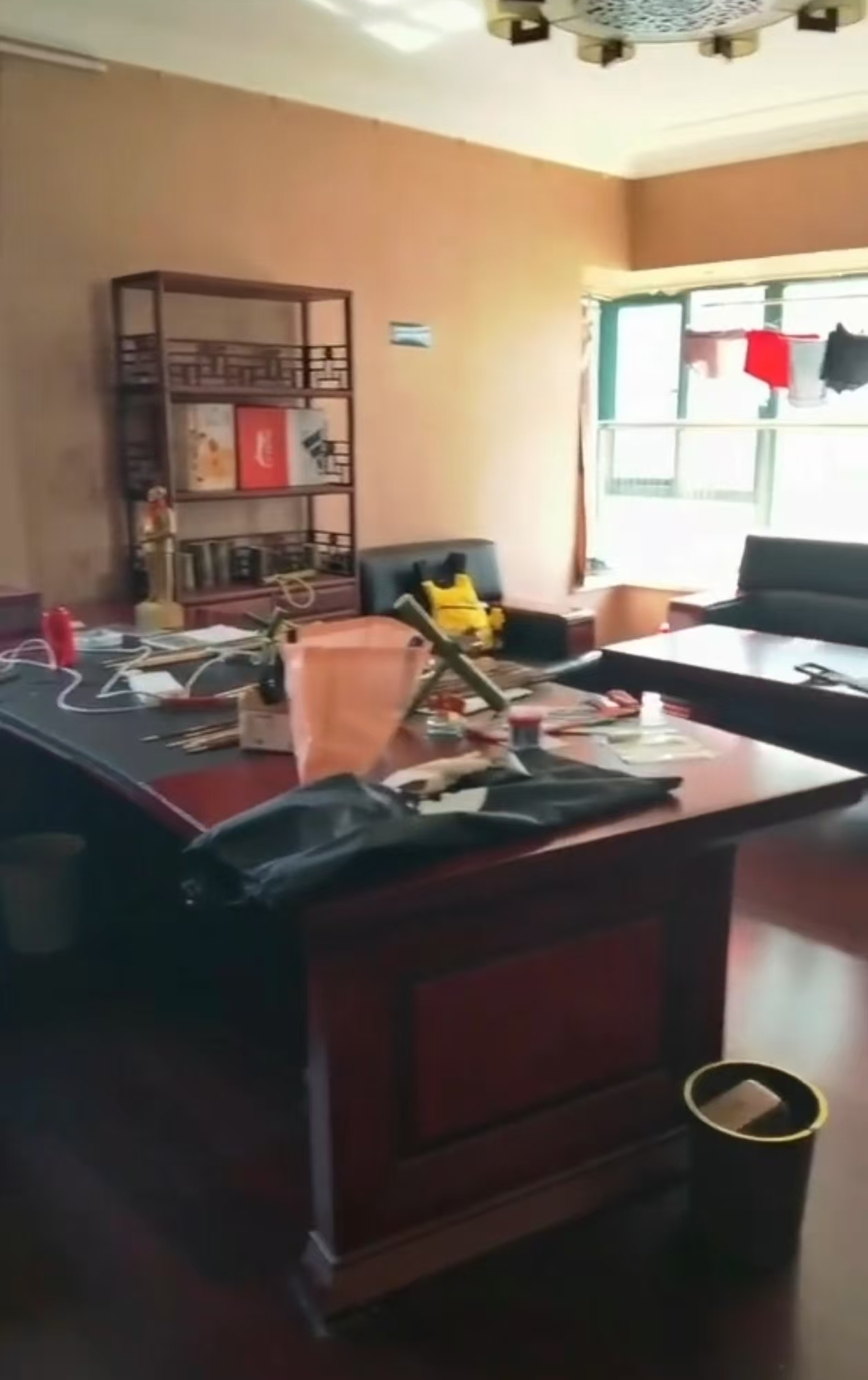 恒大绿洲  4室2厅2卫    8000.0元/月 恒大绿洲  4室2厅2卫    8000.0元/月