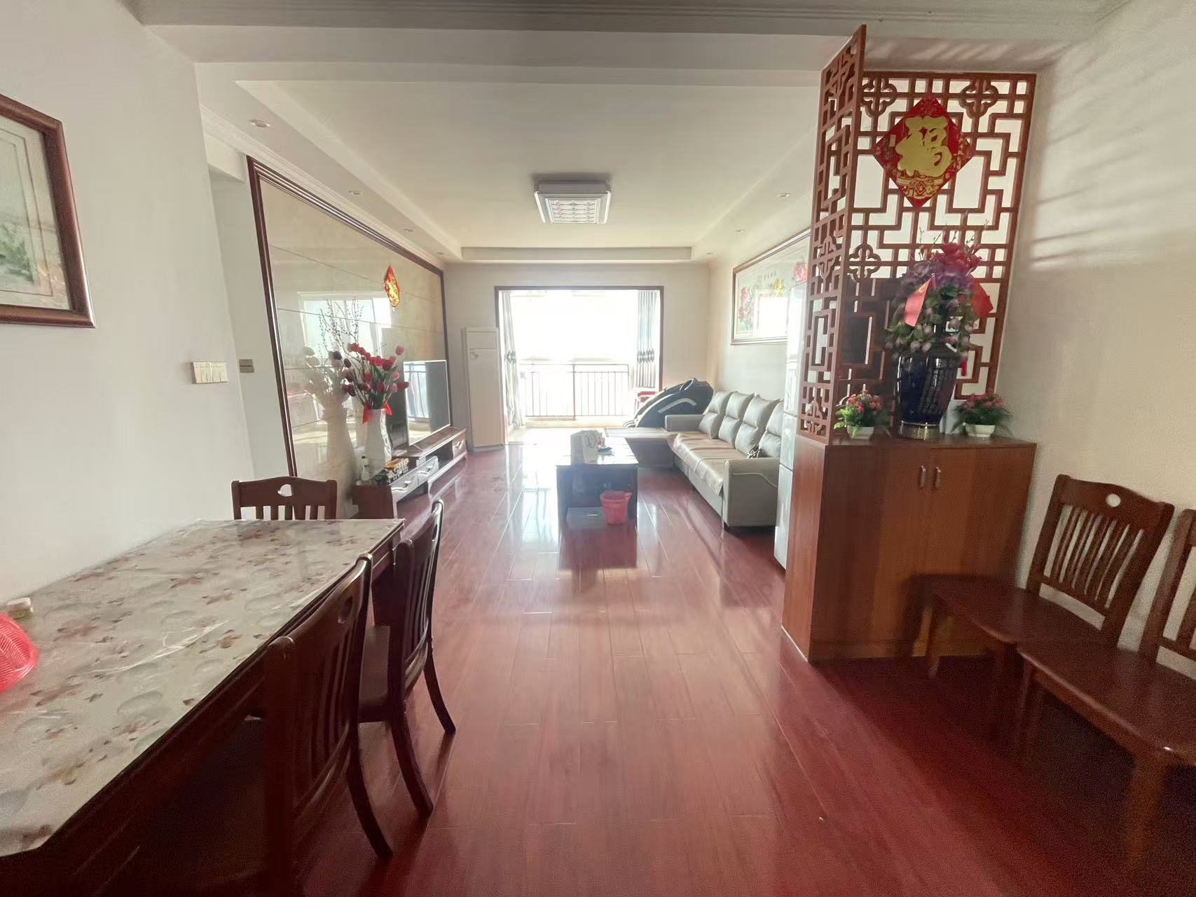 康馨佳园 3室2厅1卫 70.0万 康馨佳园 3室2厅1卫 70.0万室内图