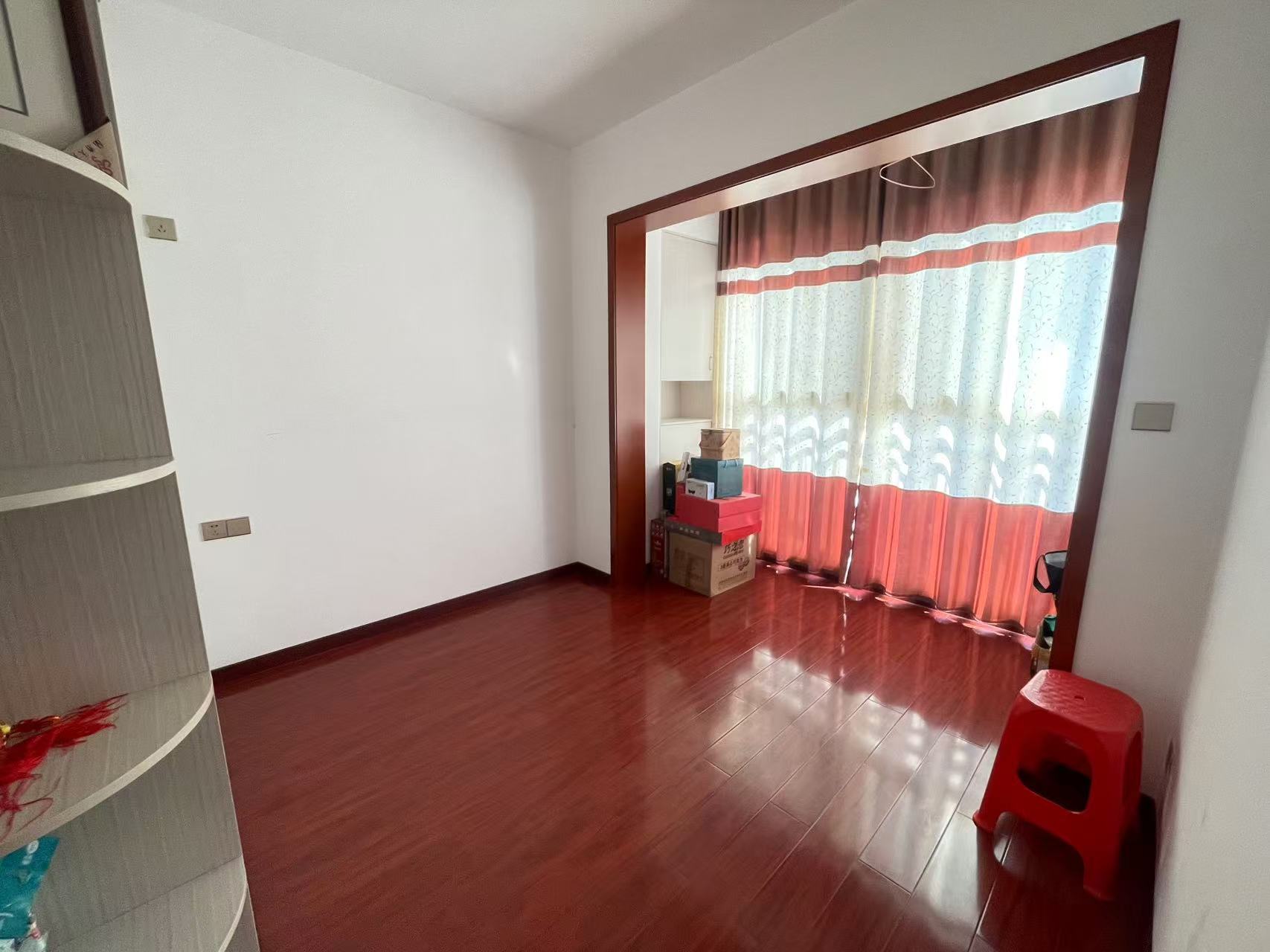 康馨佳园 3室2厅1卫 70.0万 康馨佳园 3室2厅1卫 70.0万室内图