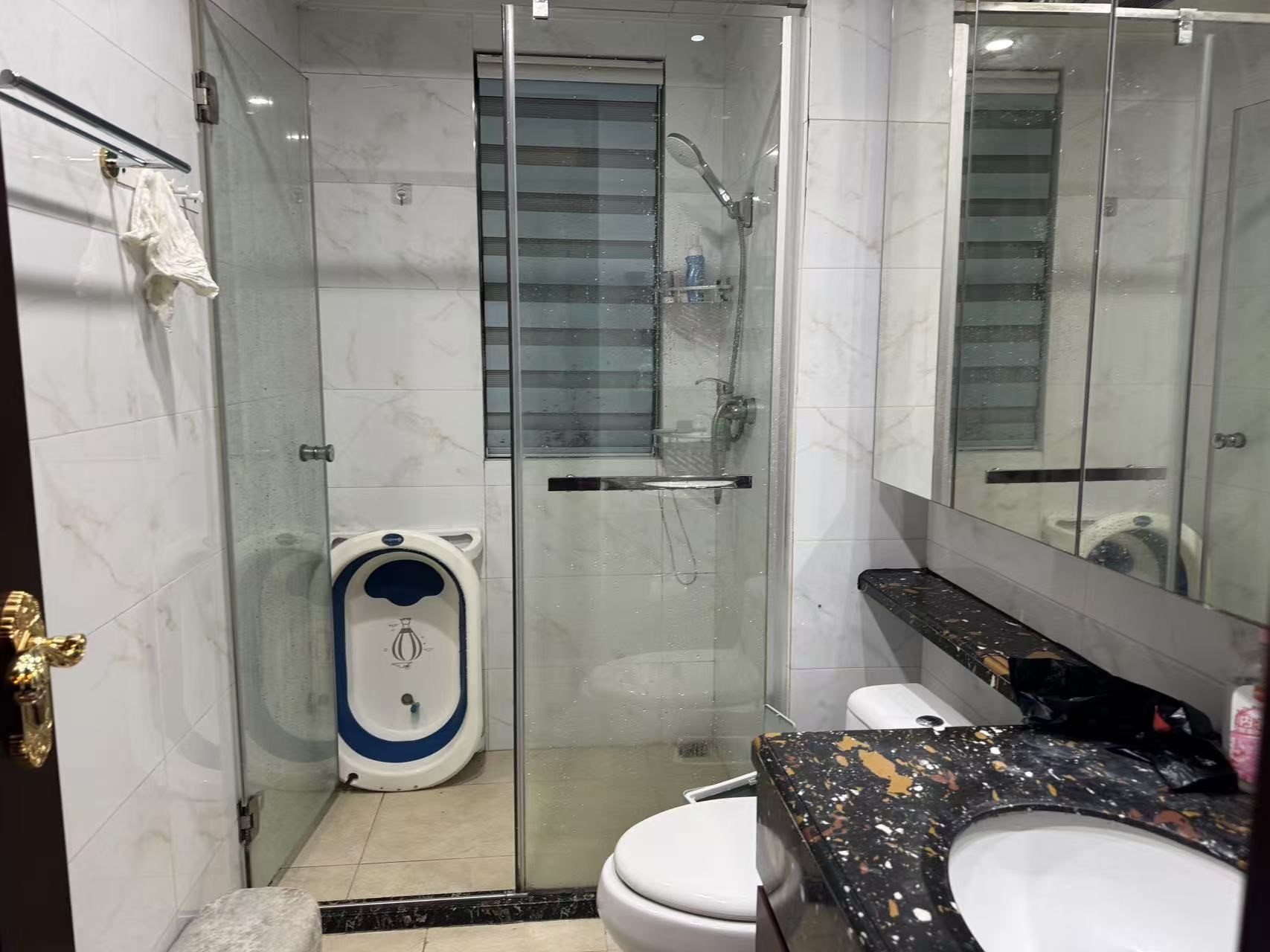 恒大雅苑  3室2厅2卫    3000.0元/月 恒大雅苑  3室2厅2卫    3000.0元/月室内图