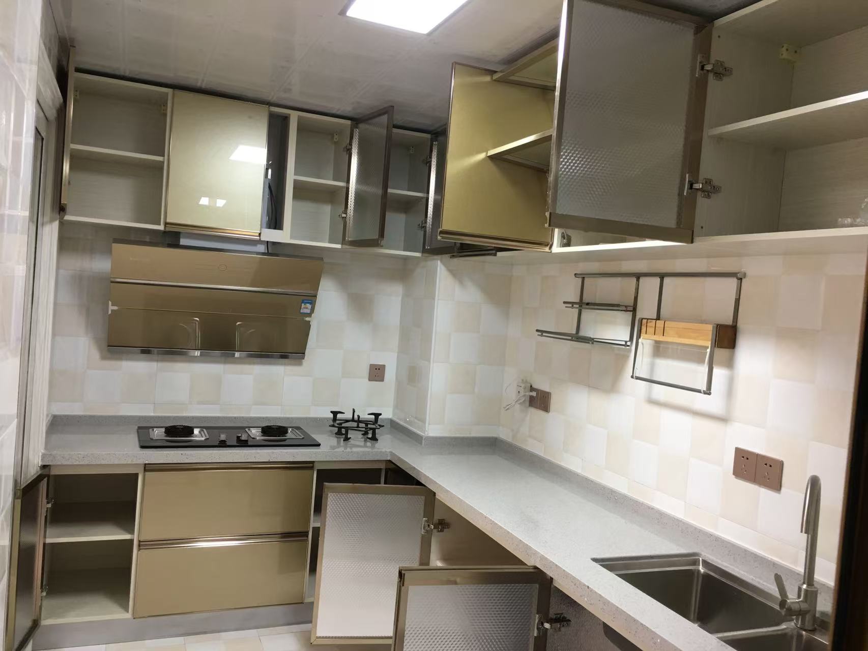 湘水明珠 3室2厅2卫 2600.0元/月 湘水明珠 3室2厅2卫 2600.0元/月室内图