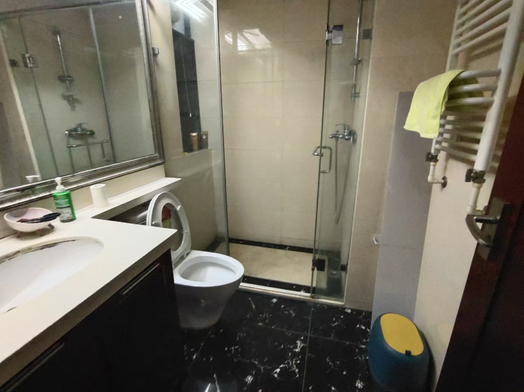 中海国际二期  4室2厅2卫    2500.0元/月 中海国际二期  4室2厅2卫    2500.0元/月室内图