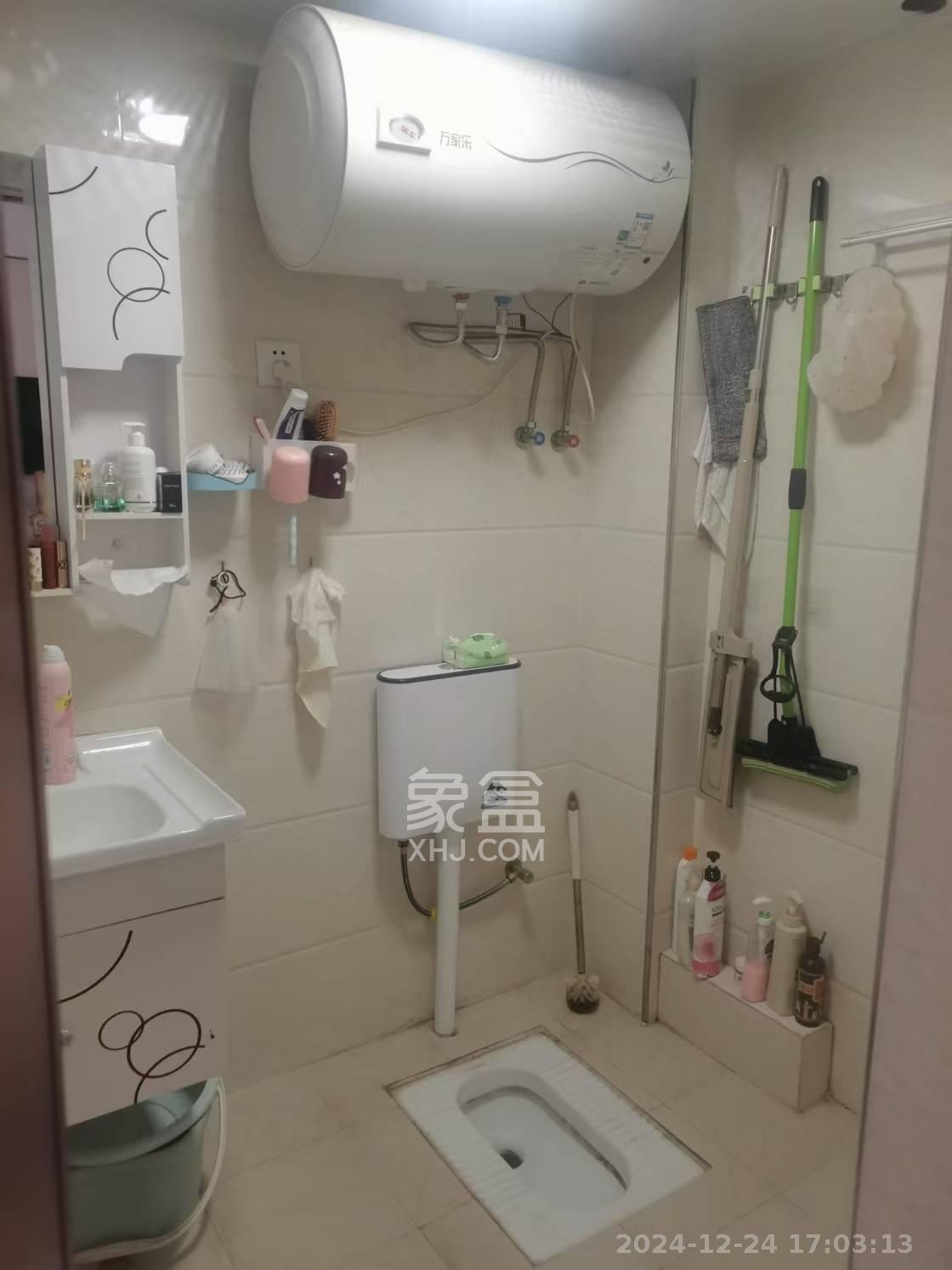 中建芙蓉嘉苑  1室1厅1卫   1400.00元/月室内图