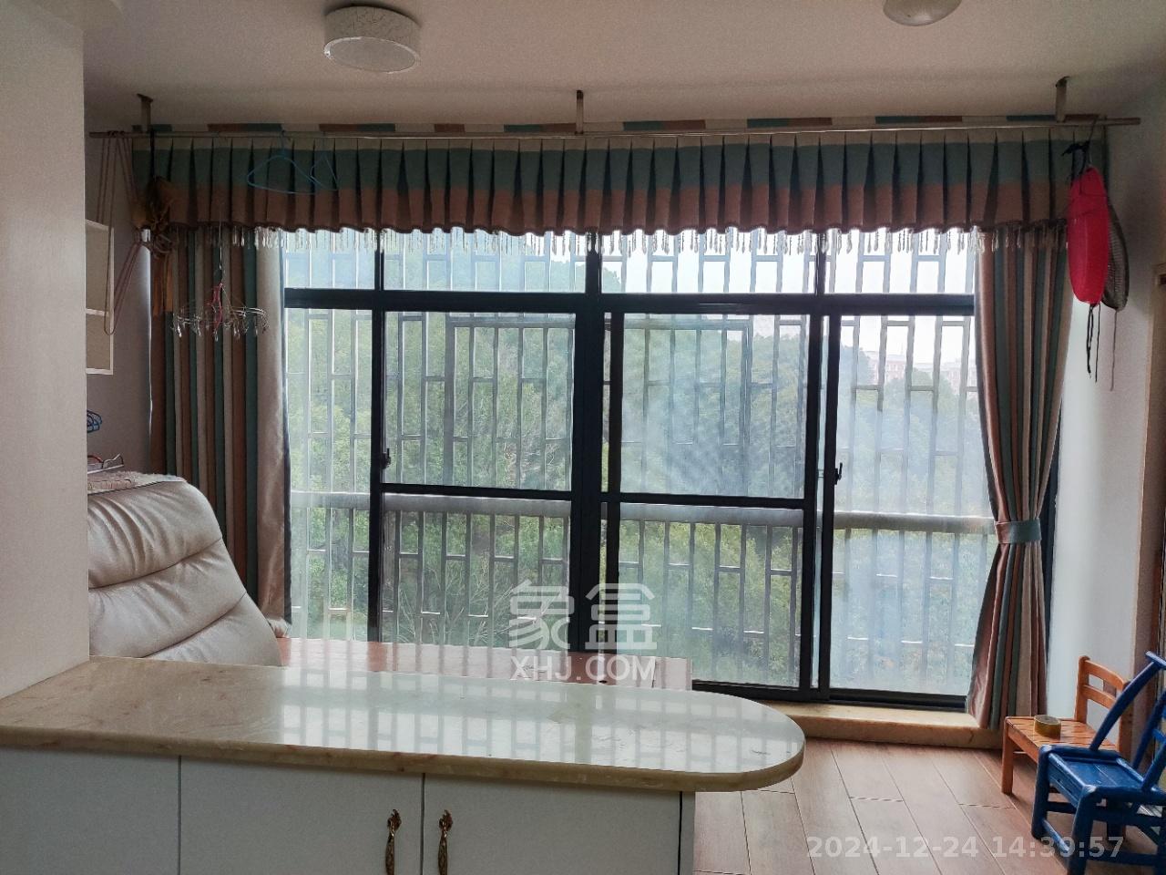 山水嘉园 2室2厅1卫 2000.0元/月 山水嘉园 2室2厅1卫 2000.0元/月室内图