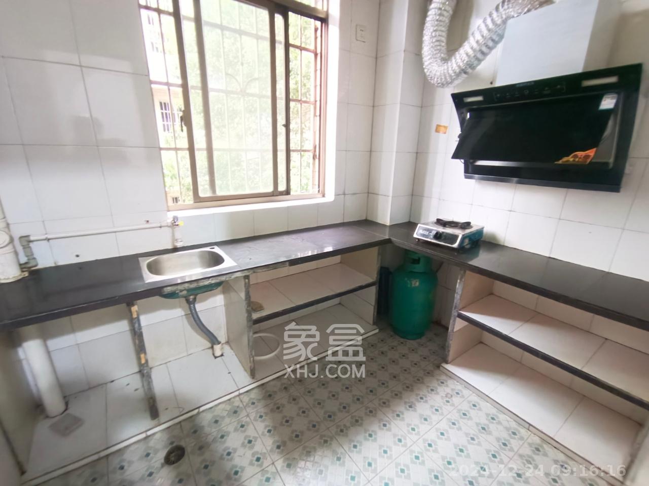 泉塘小区  2室2厅1卫   950.00元/月室内图