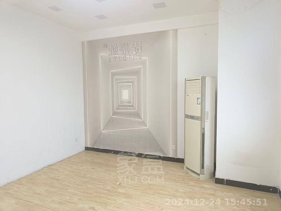 时尚新天地(平和堂) 1室1厅1卫 2400.0元/月 时尚新天地(平和堂) 1室1厅1卫 2400.0元/月室内图