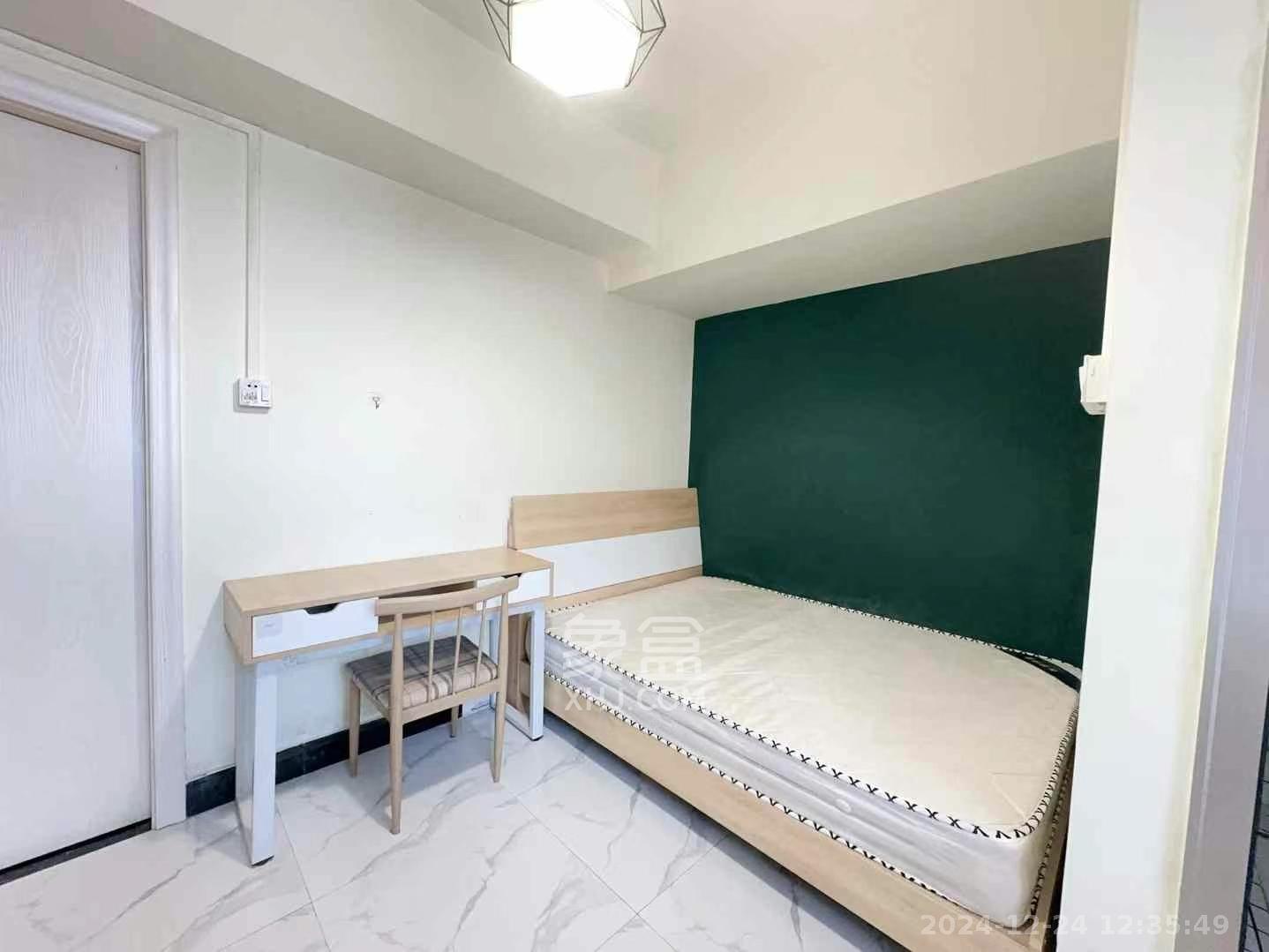 碧云天 1室2厅1卫 1780.0元/月 碧云天 1室2厅1卫 1780.0元/月室内图