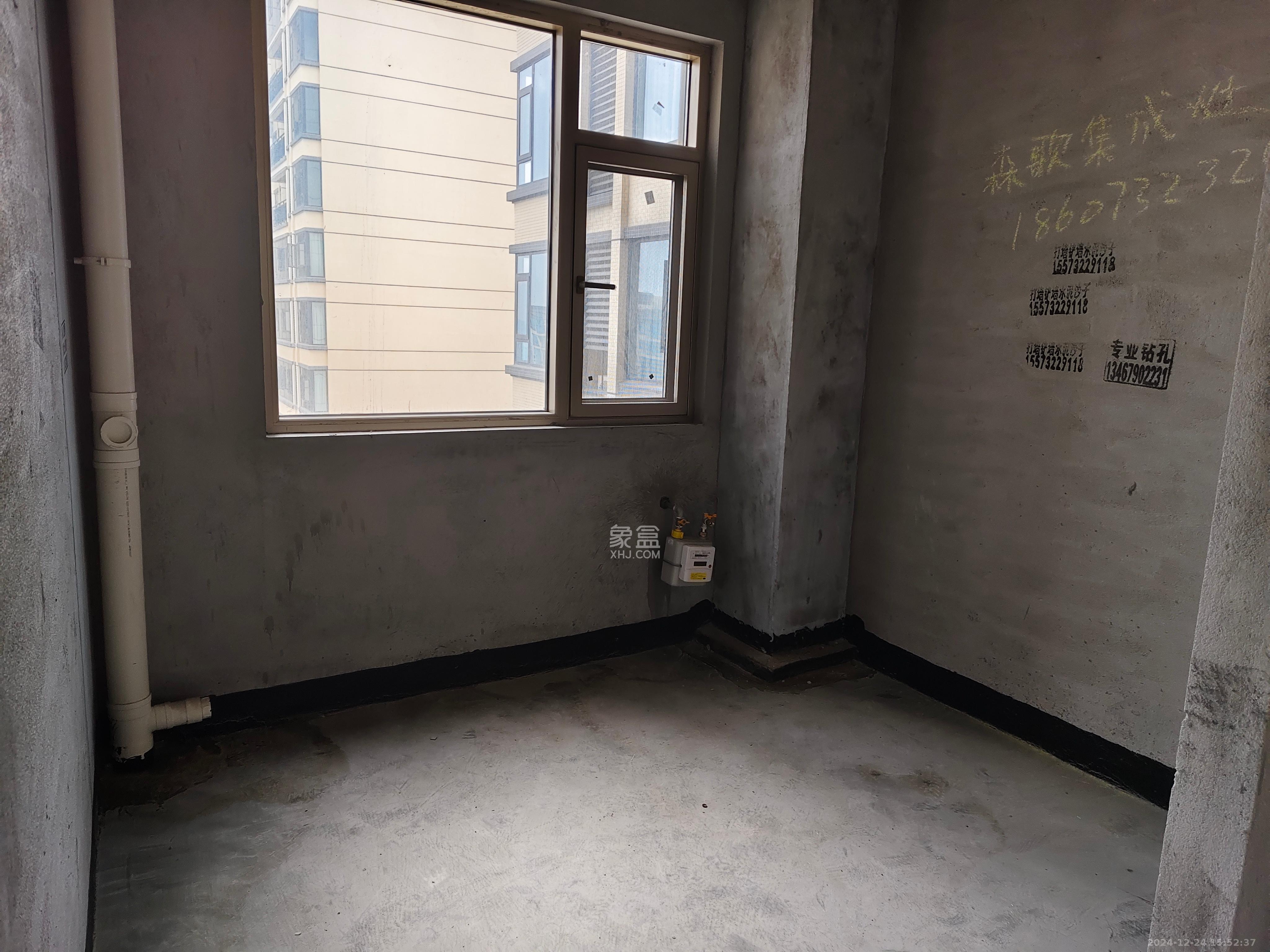 银港国际 3室2厅2卫 72.0万 银港国际 3室2厅2卫 72.0万厨房