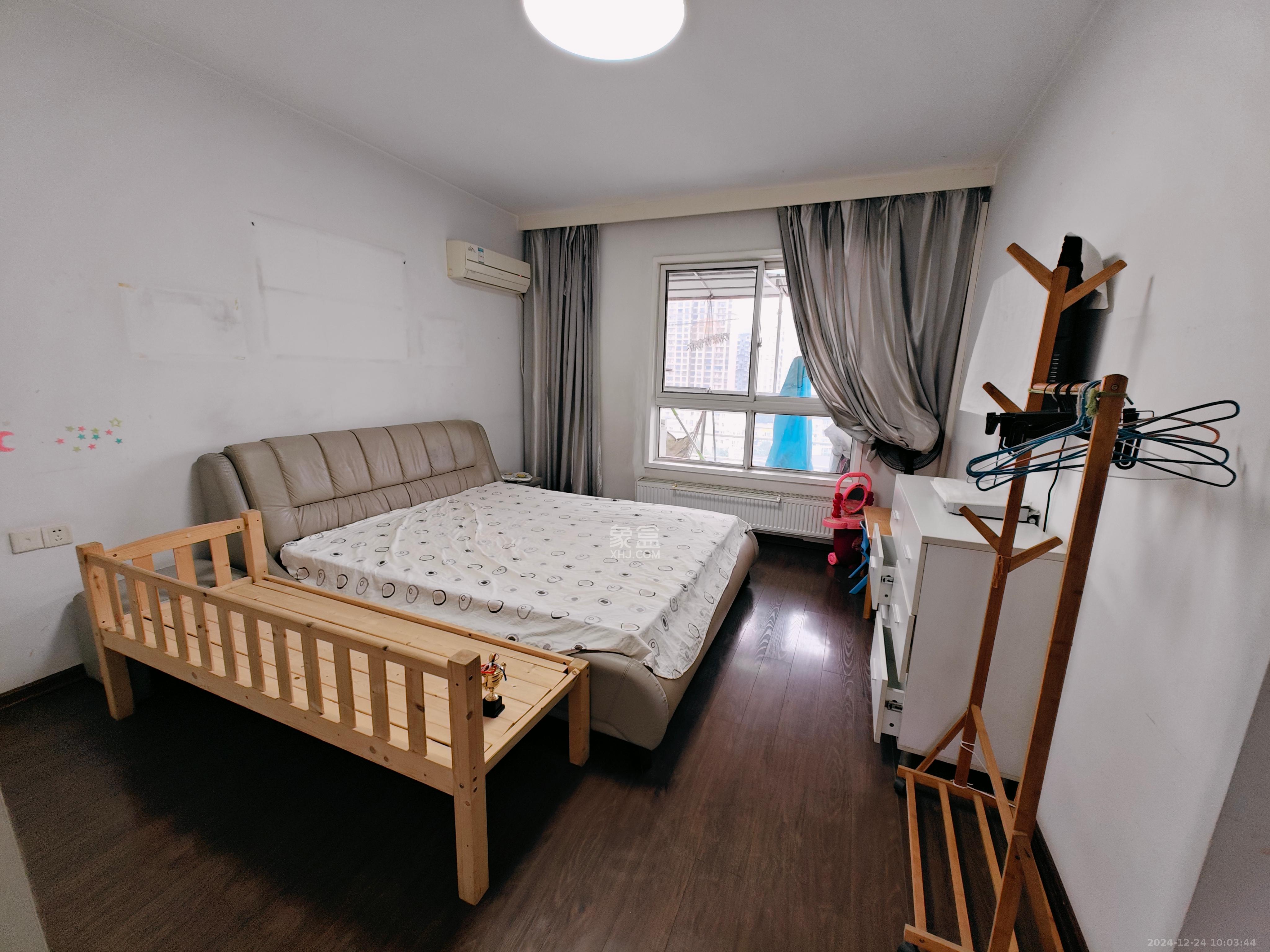 申奥美域  3室2厅2卫    2800.0元/月室内图