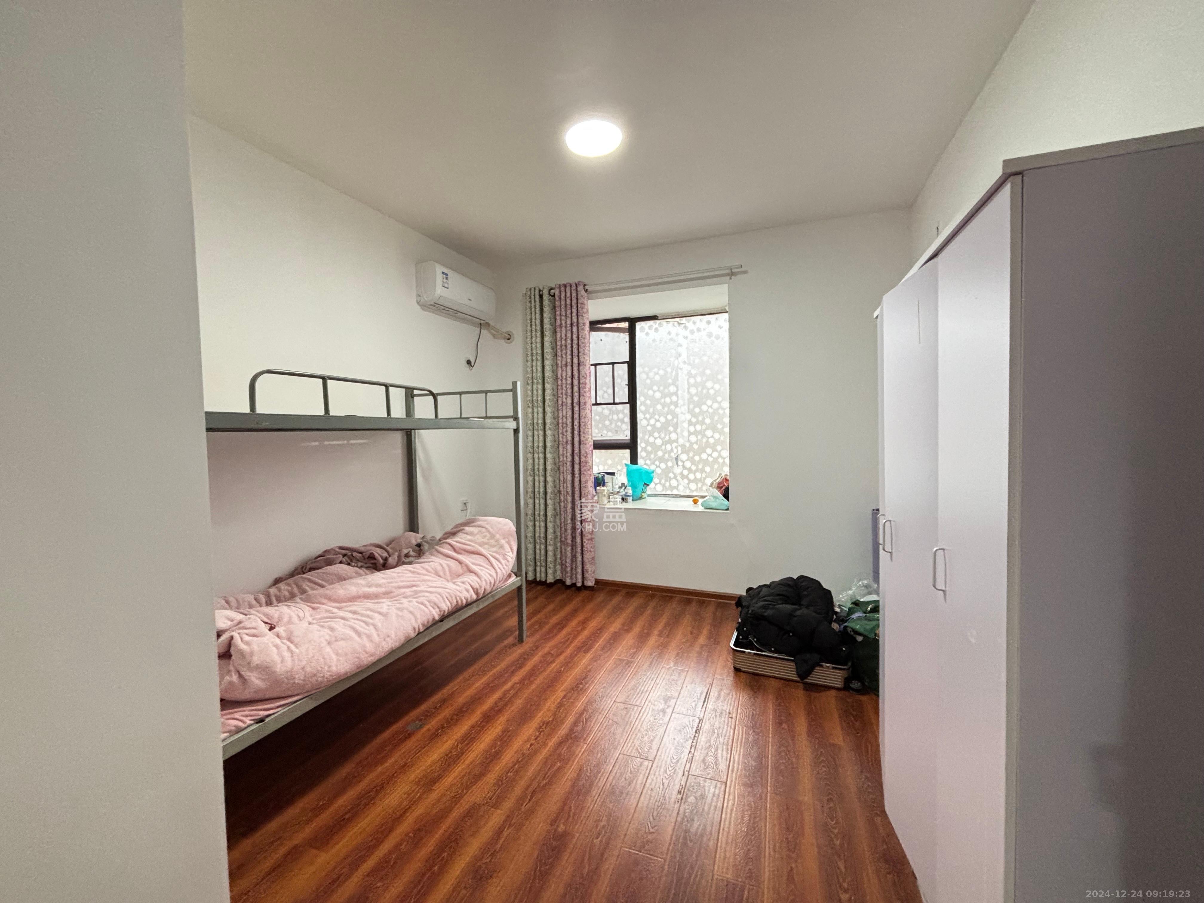 大唐印象一期云海湾 5室2厅2卫 3000.0元/月 大唐印象一期云海湾 5室2厅2卫 3000.0元/月室内图