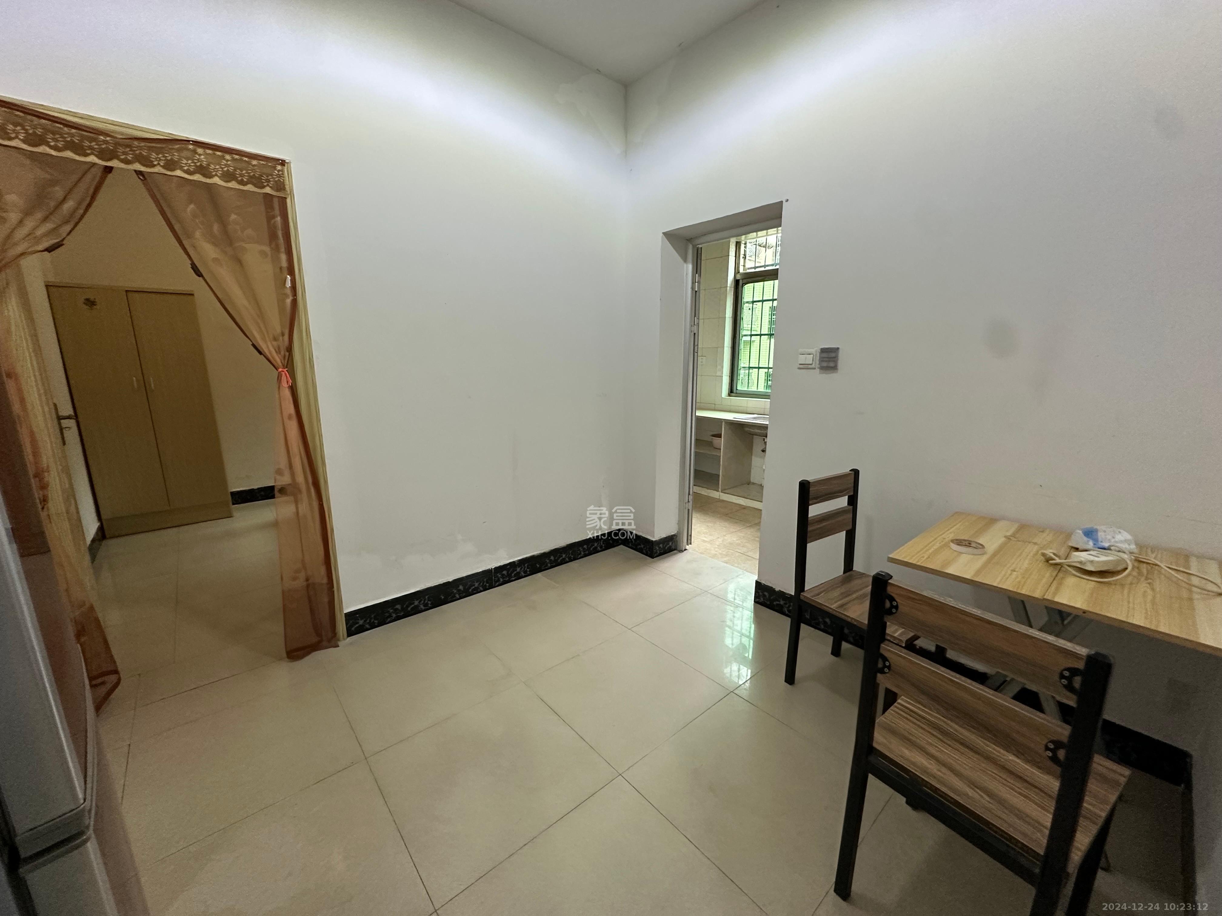 高升小区 2室1厅1卫 1400.0元/月 高升小区 2室1厅1卫 1400.0元/月室内图