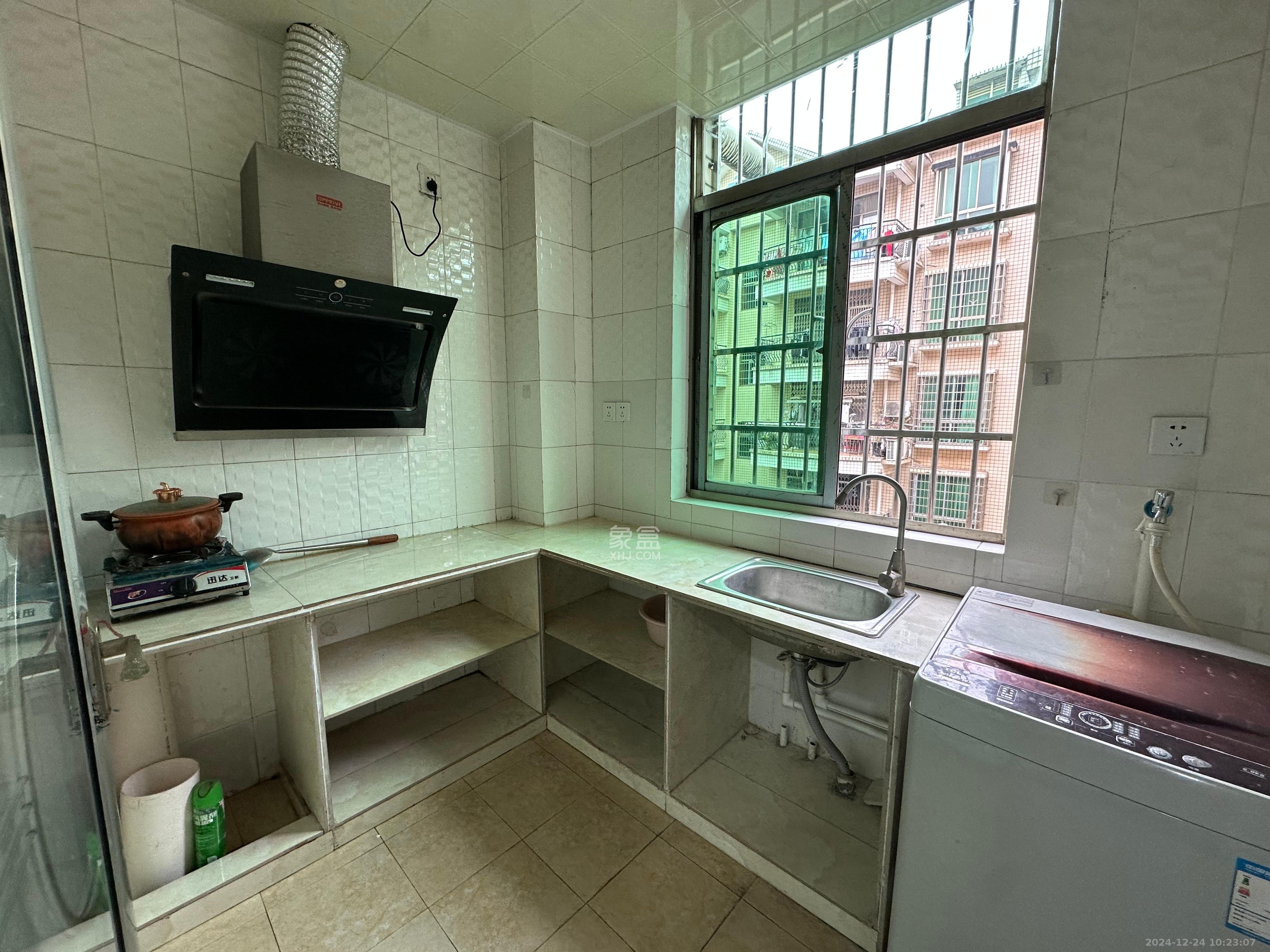 高升小区 2室1厅1卫 1400.0元/月 高升小区 2室1厅1卫 1400.0元/月室内图