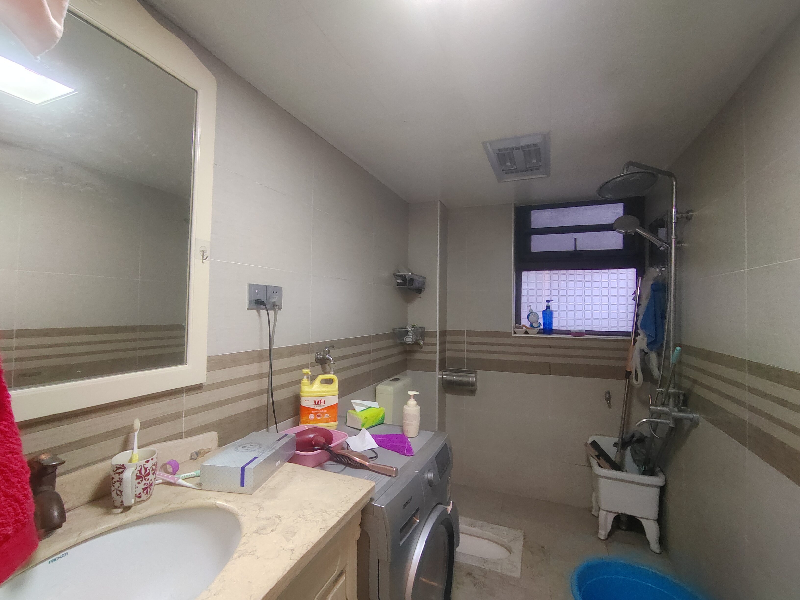 大同芙蓉 4室2厅2卫 99.8万 大同芙蓉 4室2厅2卫 99.8万客厅