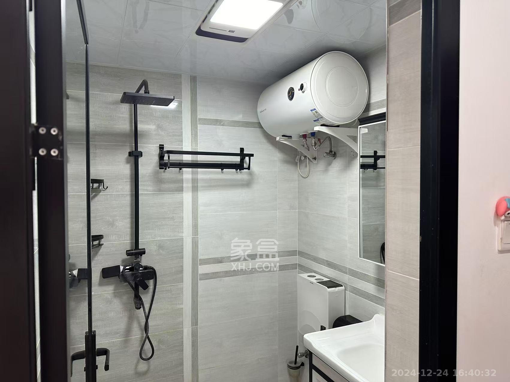 C-park天悦城(紫檀溪苑二期) 1室1厅1卫 2000.0元/月 C-park天悦城(紫檀溪苑二期) 1室1厅1卫 2000.0元/月室内图