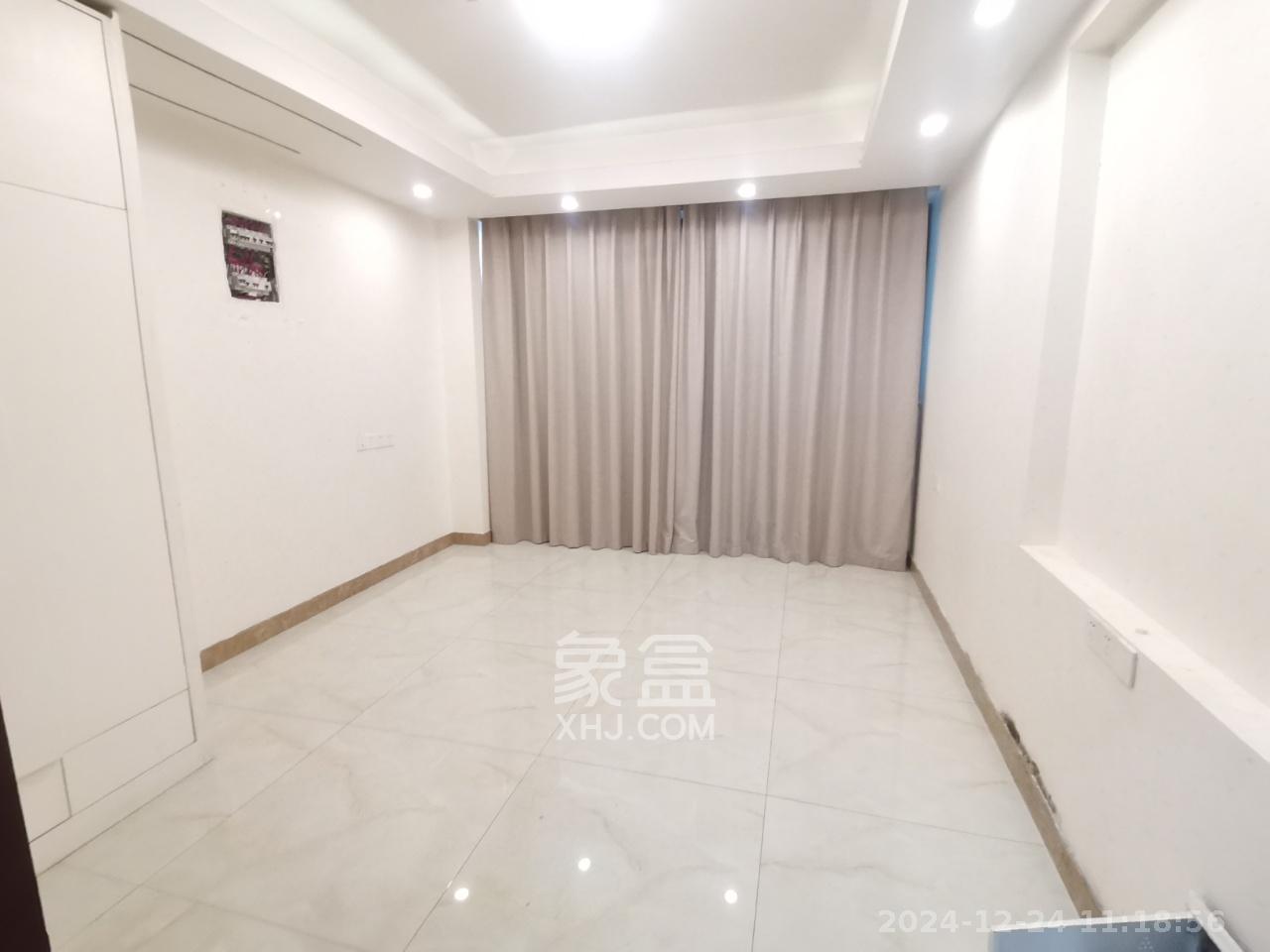 湘江世纪城富湾国际 8室4厅4卫 30000.0元/月 湘江世纪城富湾国际 8室4厅4卫 30000.0元/月室内图